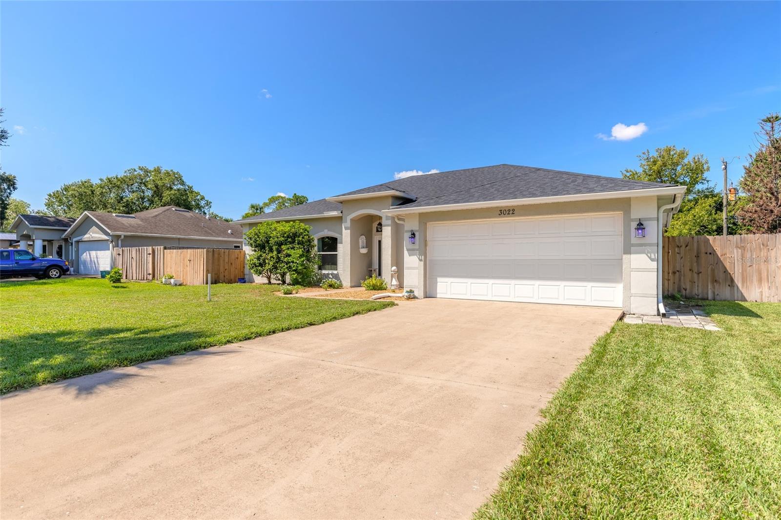 3022 Yule Tree Dr Property Photo 2