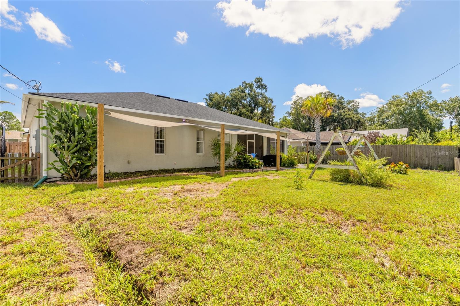 3022 Yule Tree Dr Property Photo 34