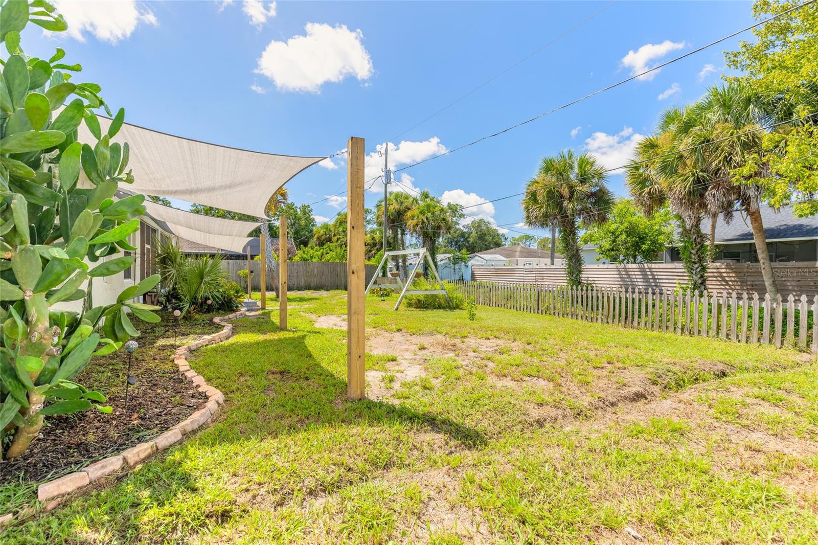 3022 Yule Tree Dr Property Photo 35