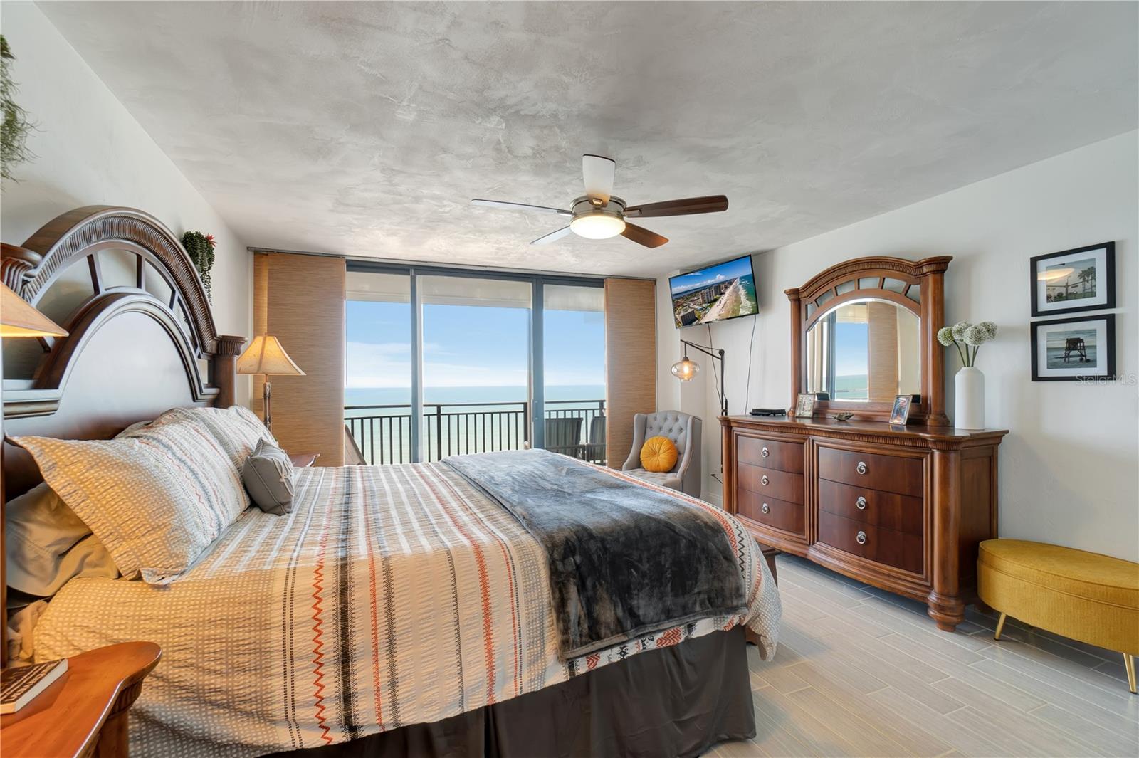2555 S Atlantic Ave #ph-4 Property Photo 4