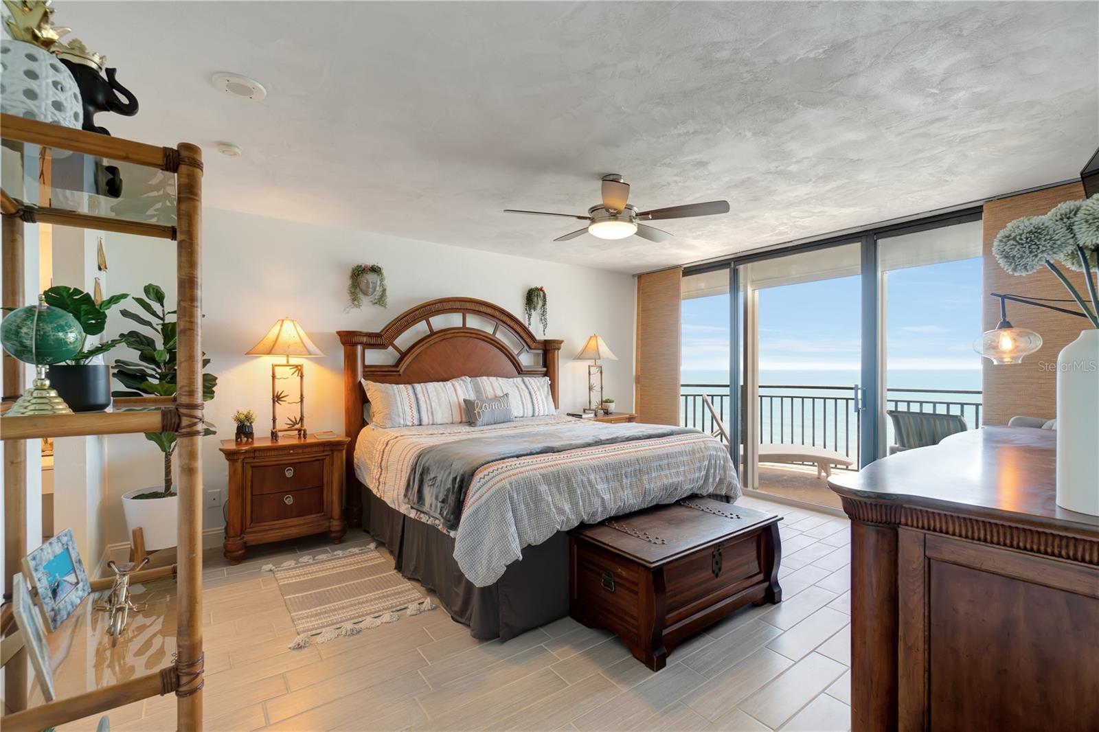 2555 S Atlantic Ave #ph-4 Property Photo 6