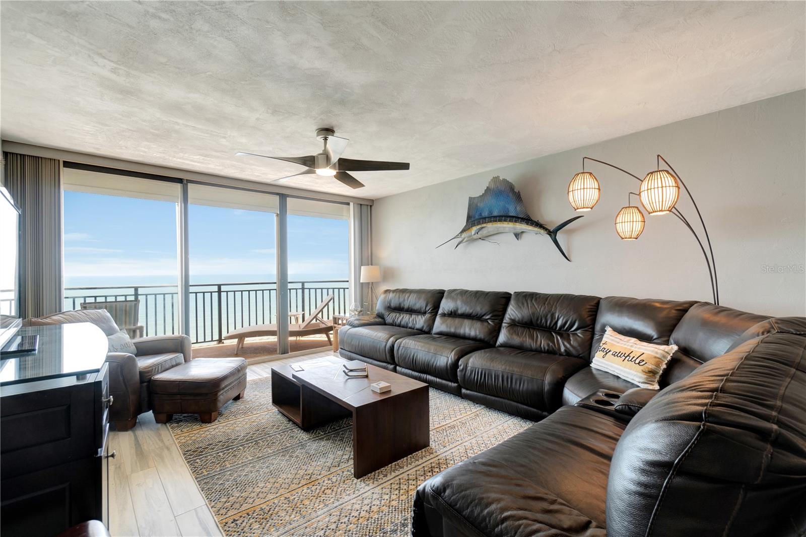 2555 S Atlantic Ave #ph-4 Property Photo 10