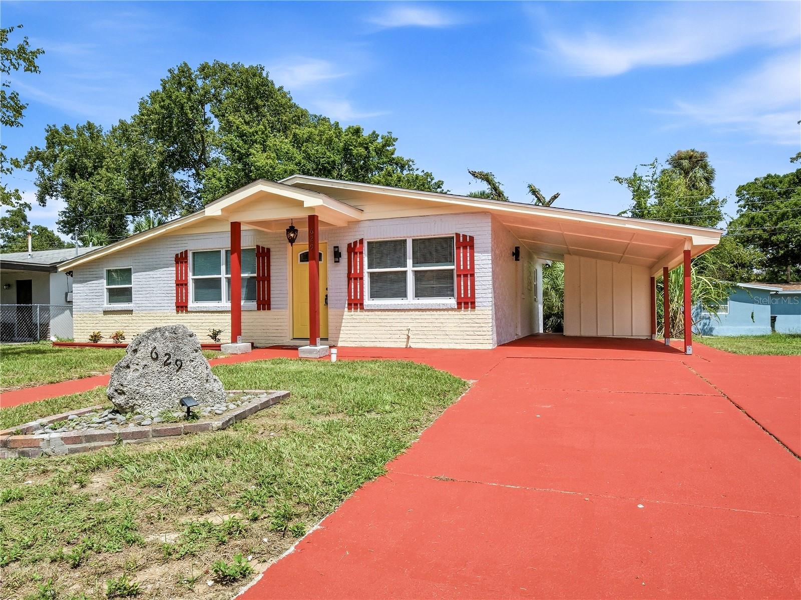 629 Cedar Park Dr Property Photo 1