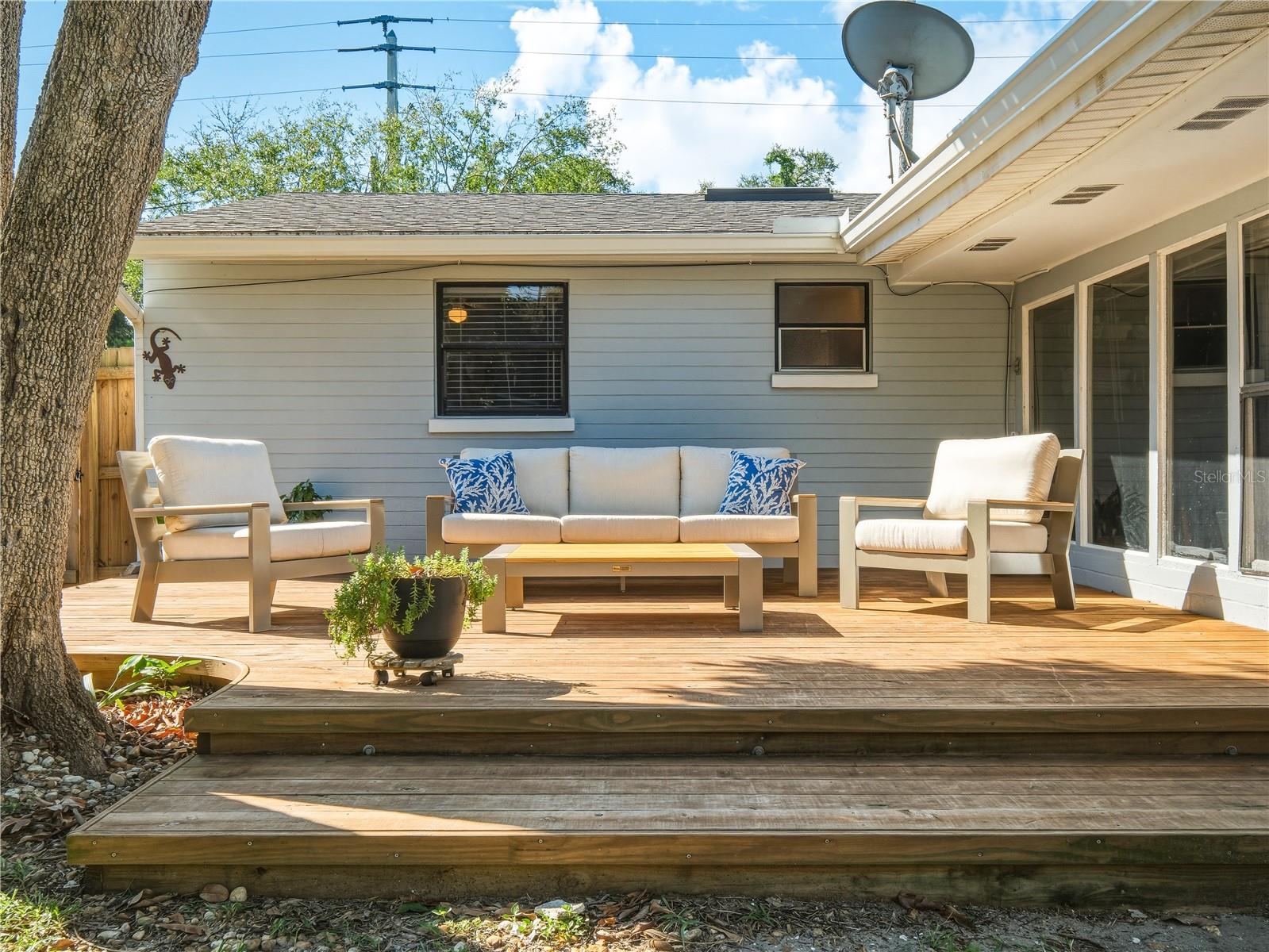 125 Dixwood Ave Property Photo 11