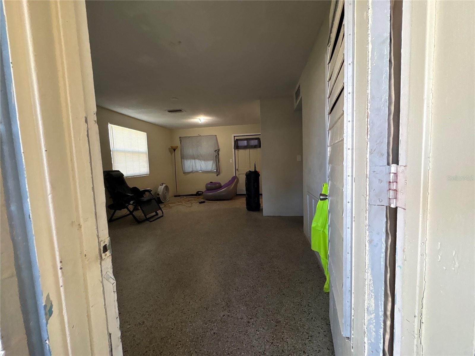 532 S Caroline St Property Photo 9