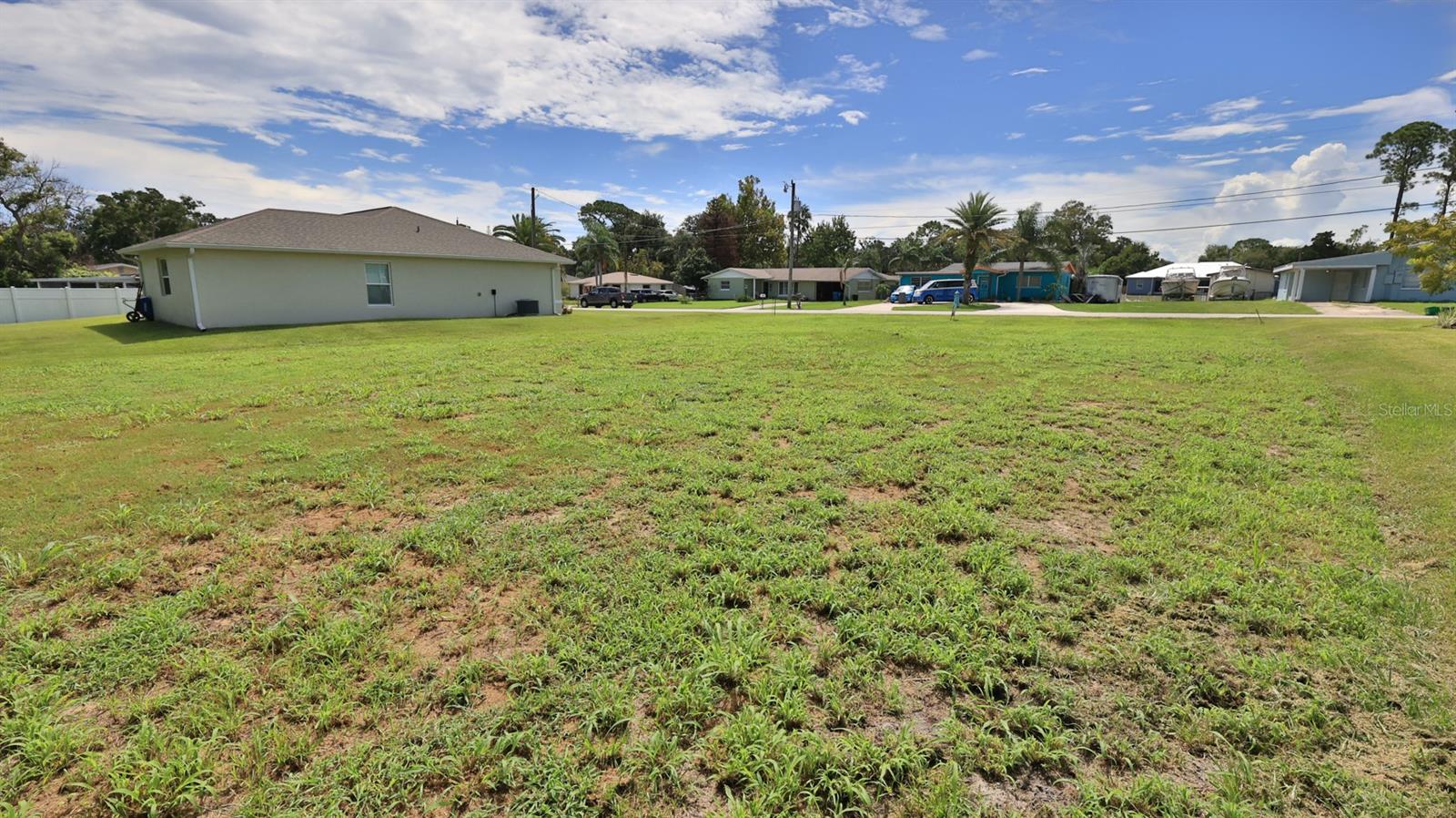 123 S Cory Dr Property Photo 3