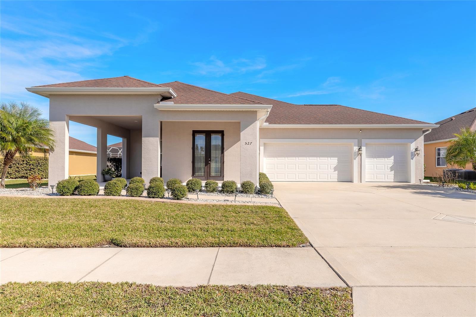 527 Luna Bella Ln Property Photo 1