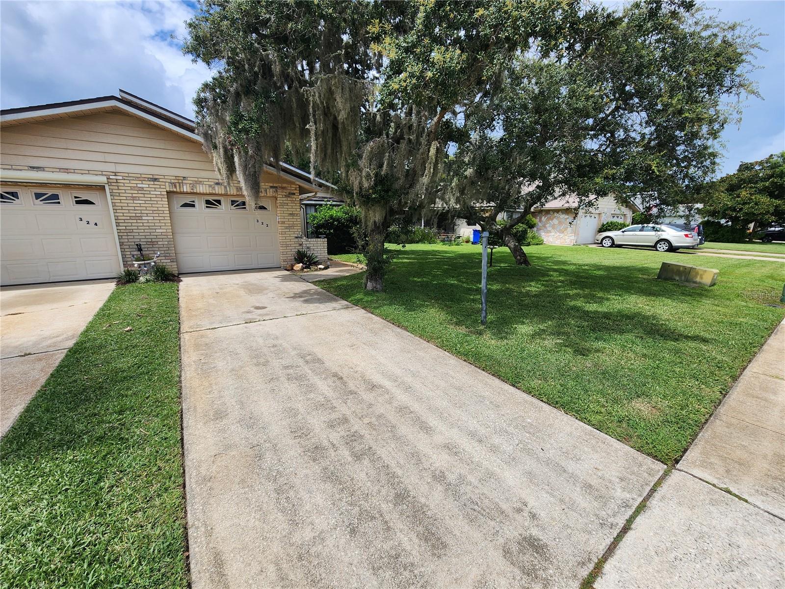 322 Paradise Ln Property Photo 2
