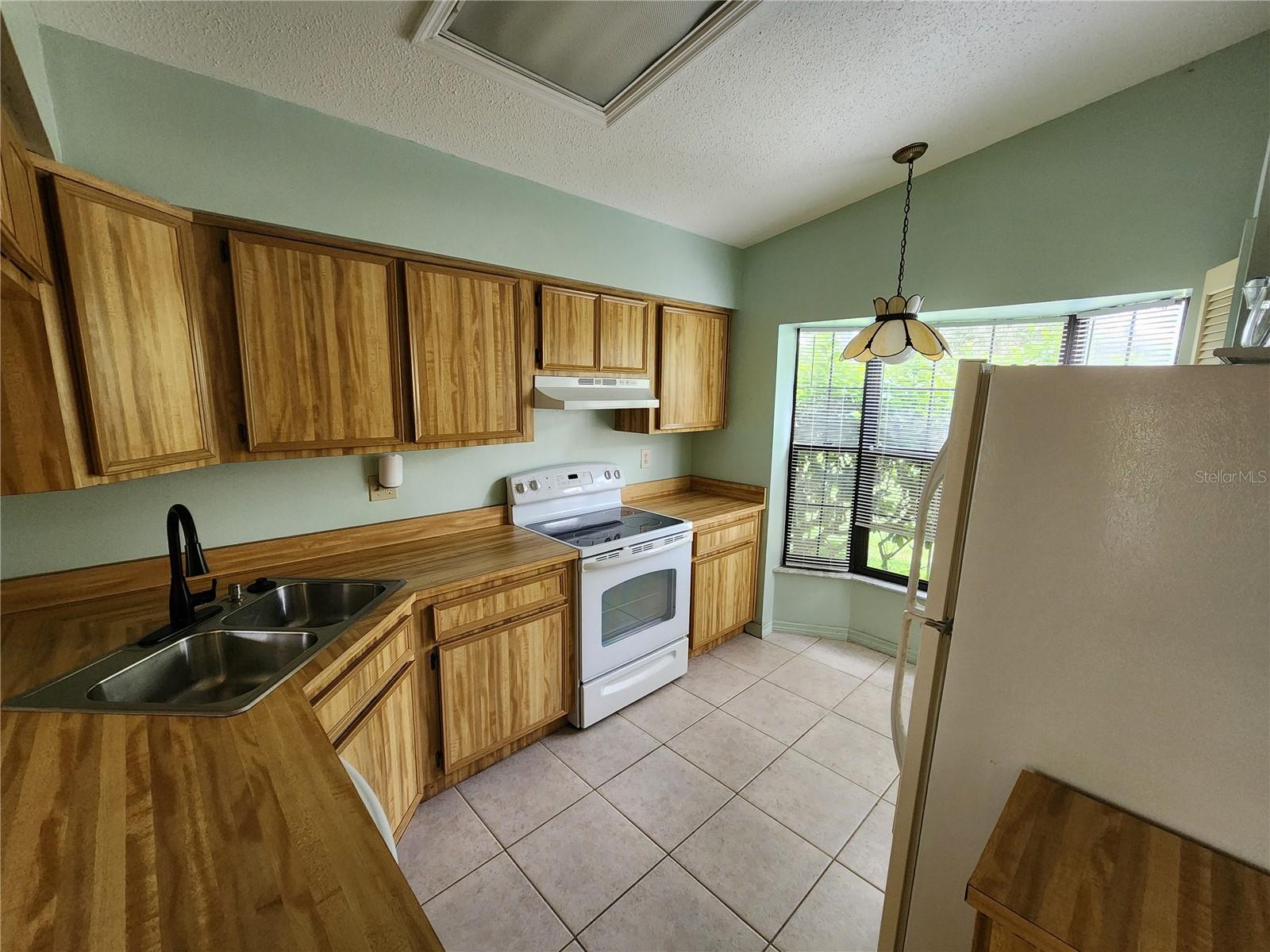 322 Paradise Ln Property Photo 6