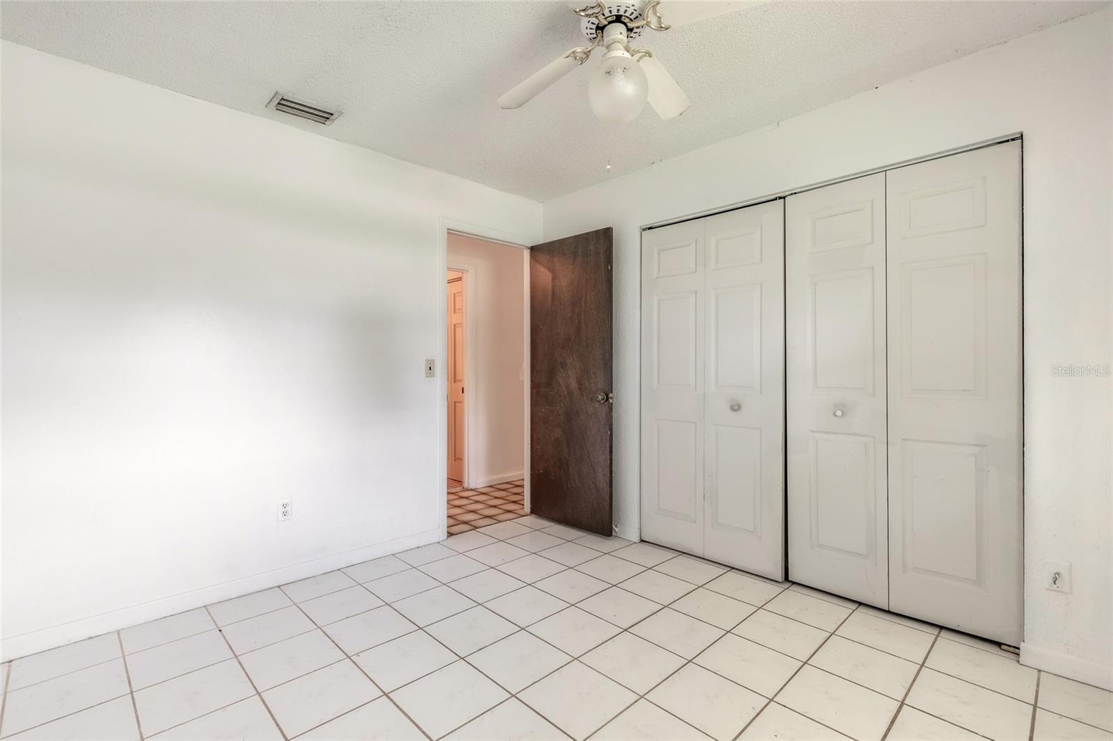 2629 Umbrella Tree Dr Property Photo 14