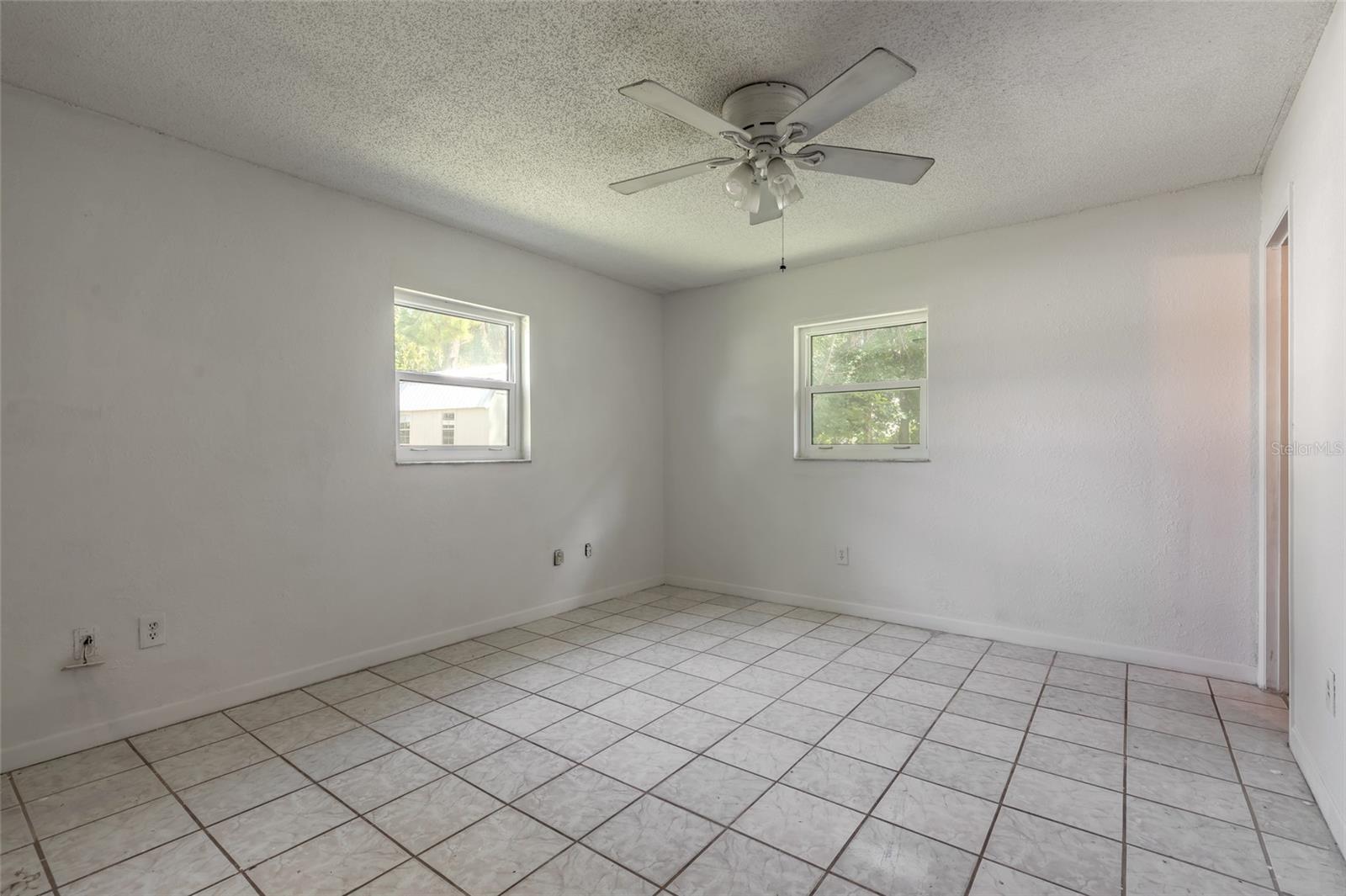 2629 Umbrella Tree Dr Property Photo 19