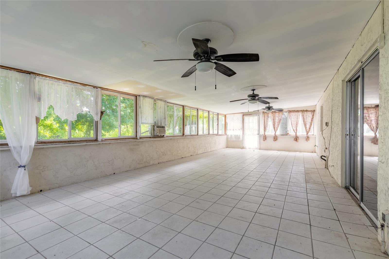 2629 Umbrella Tree Dr Property Photo 23