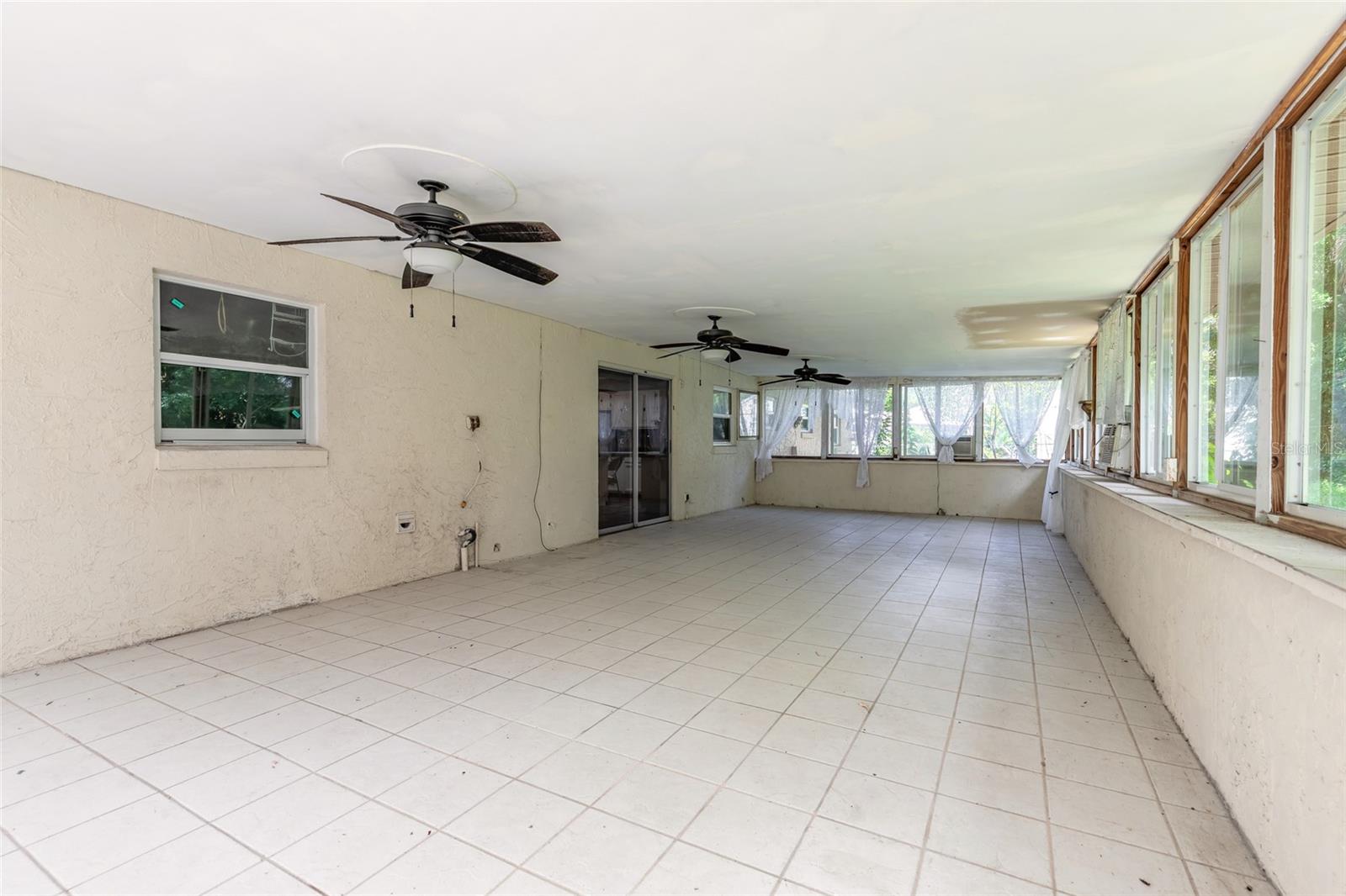 2629 Umbrella Tree Dr Property Photo 24
