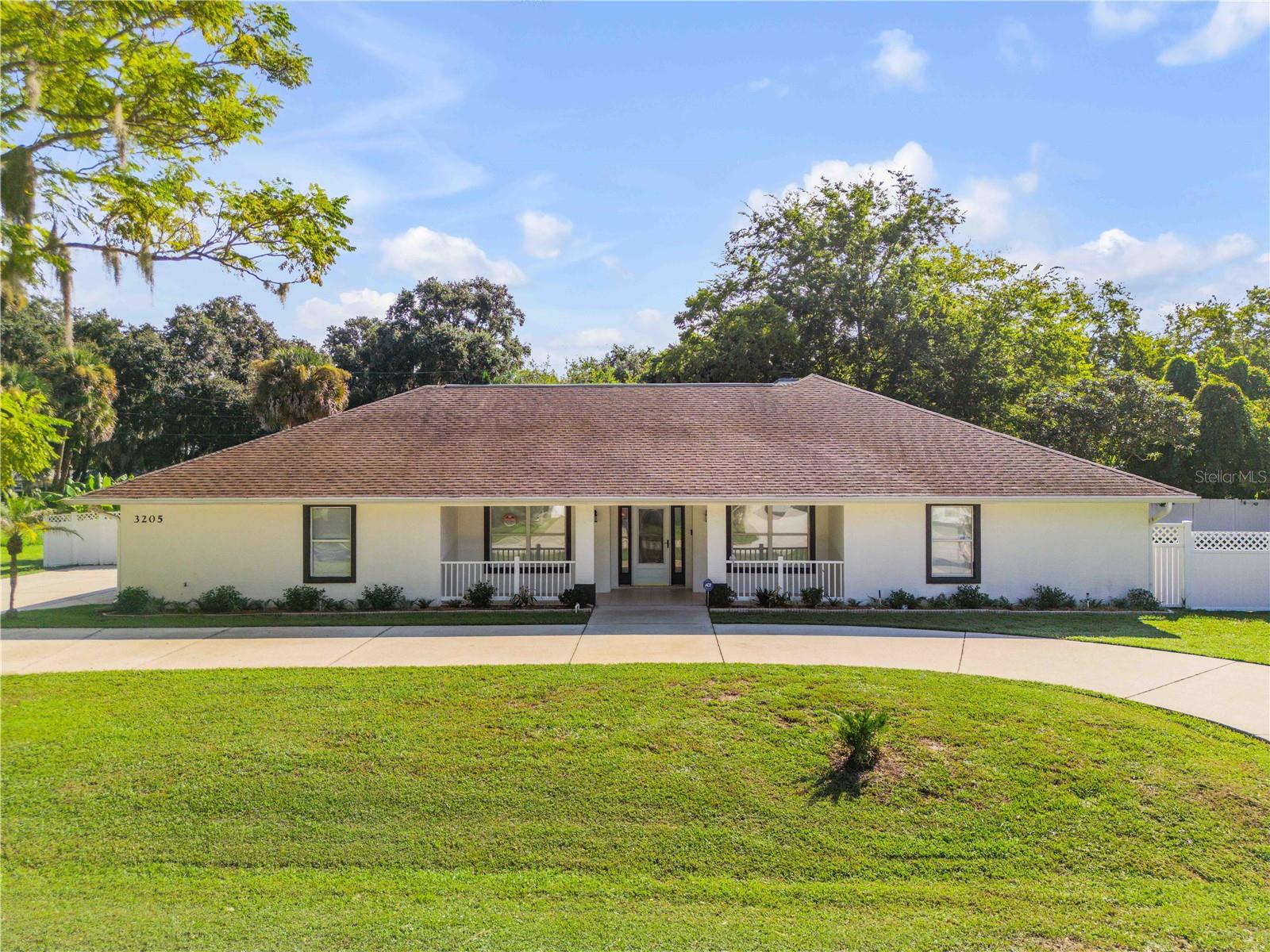 3205 MANGO TREE DR Property Photo 1