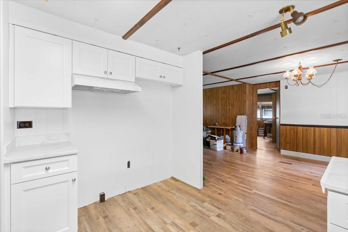 5238 Rogers Ave Property Photo 8