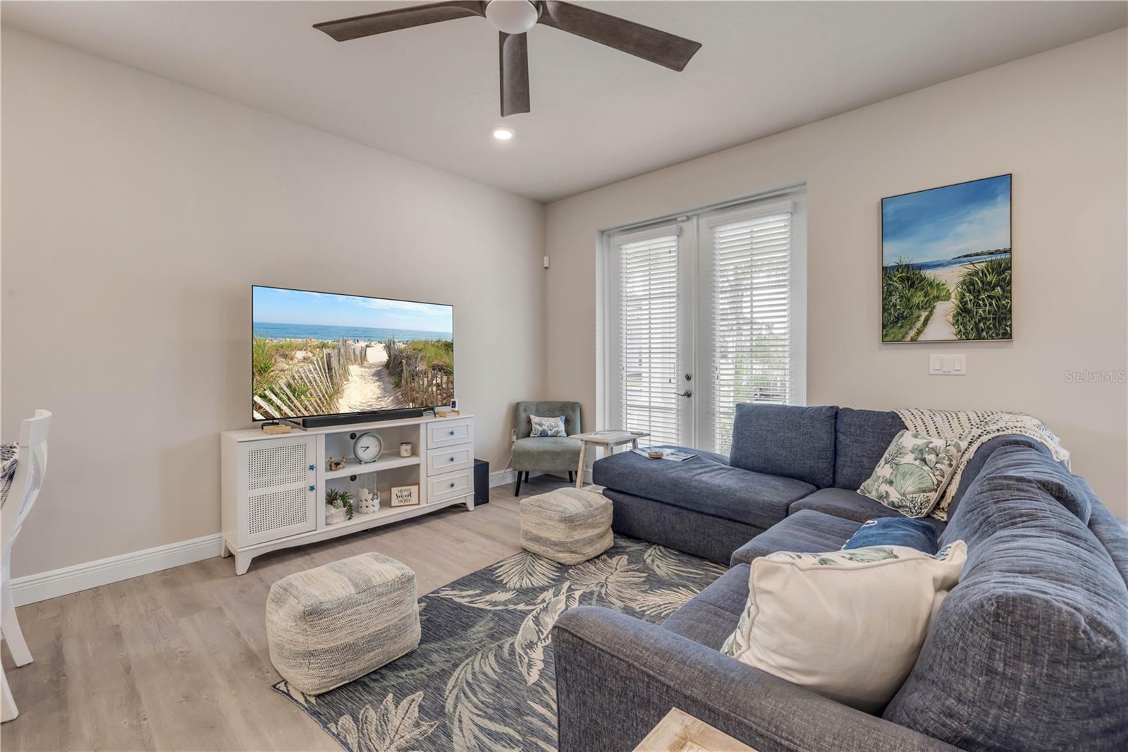549 Venetian Palms Blvd Property Photo 11