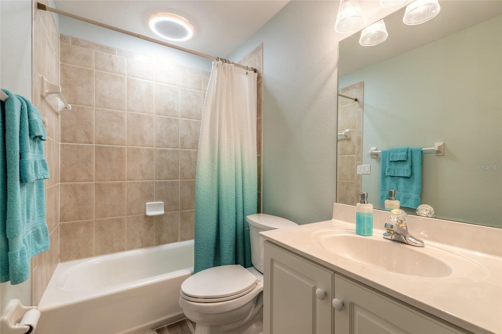 682 Middlebury Loop Property Photo 20
