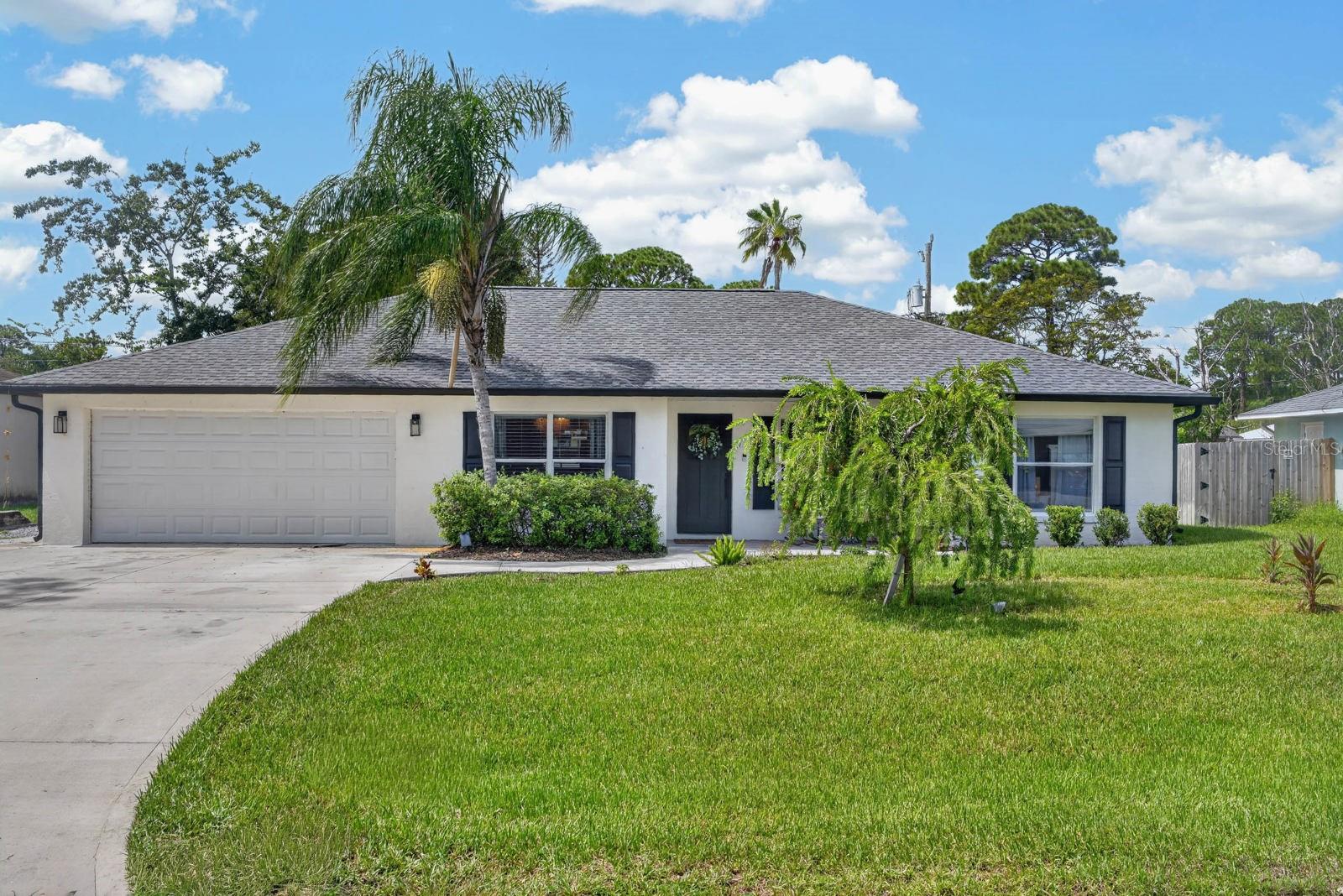 3216 Umbrella Tree Property Photo 1