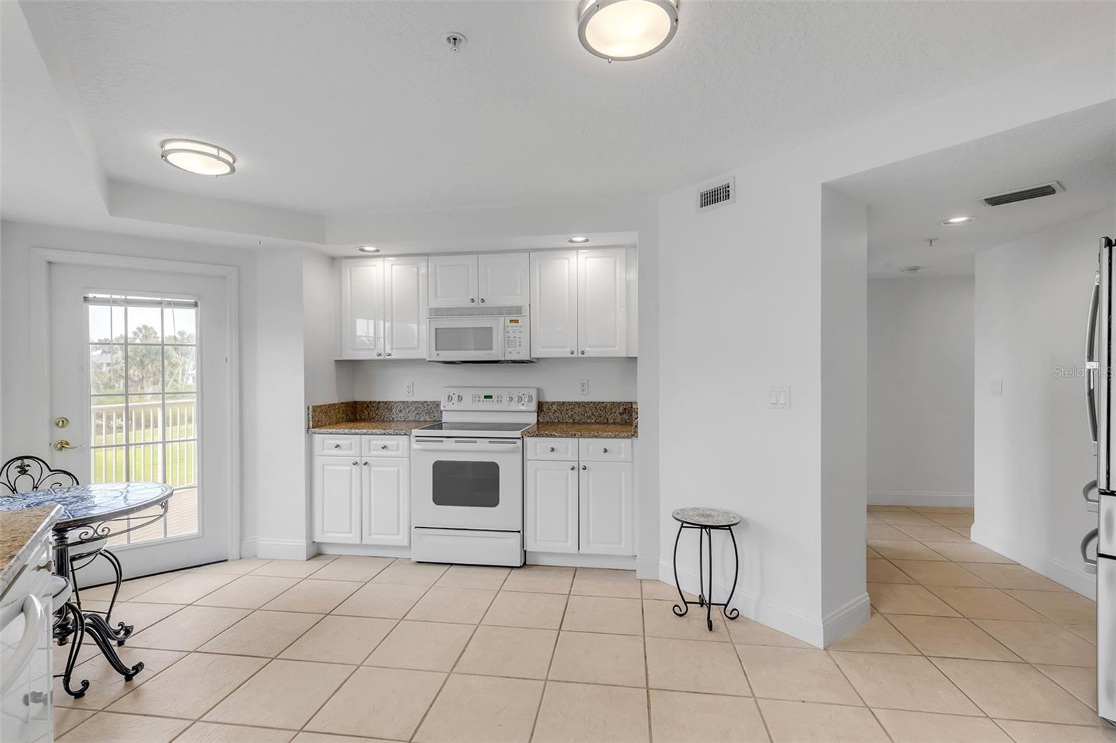 4670 Links Village Dr #c204 Property Photo 28