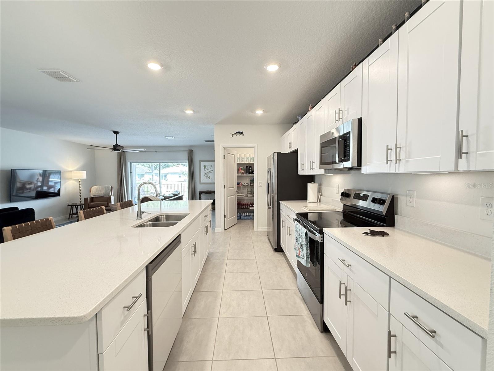 361 River Front Way Property Photo 11