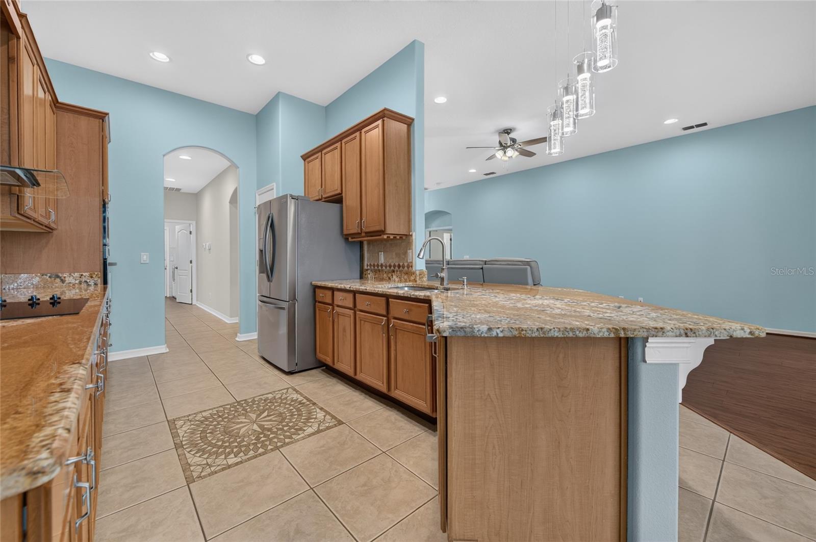 521 Venetian Villa Dr Property Photo 12