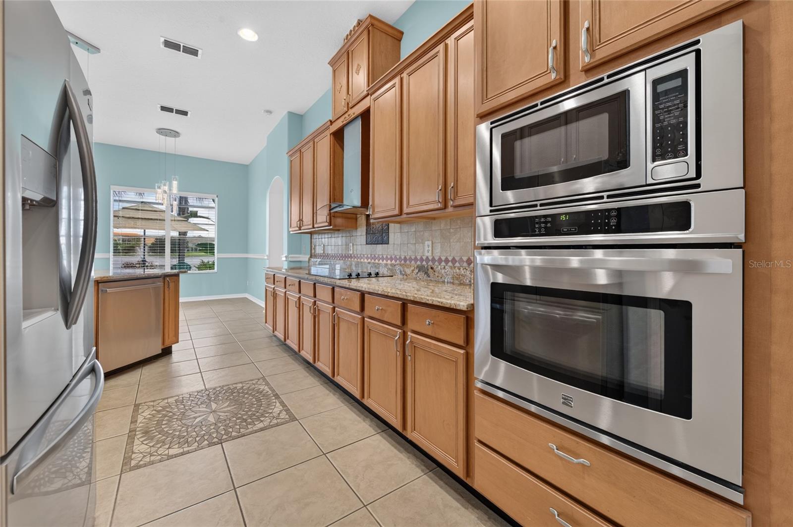 521 Venetian Villa Dr Property Photo 13
