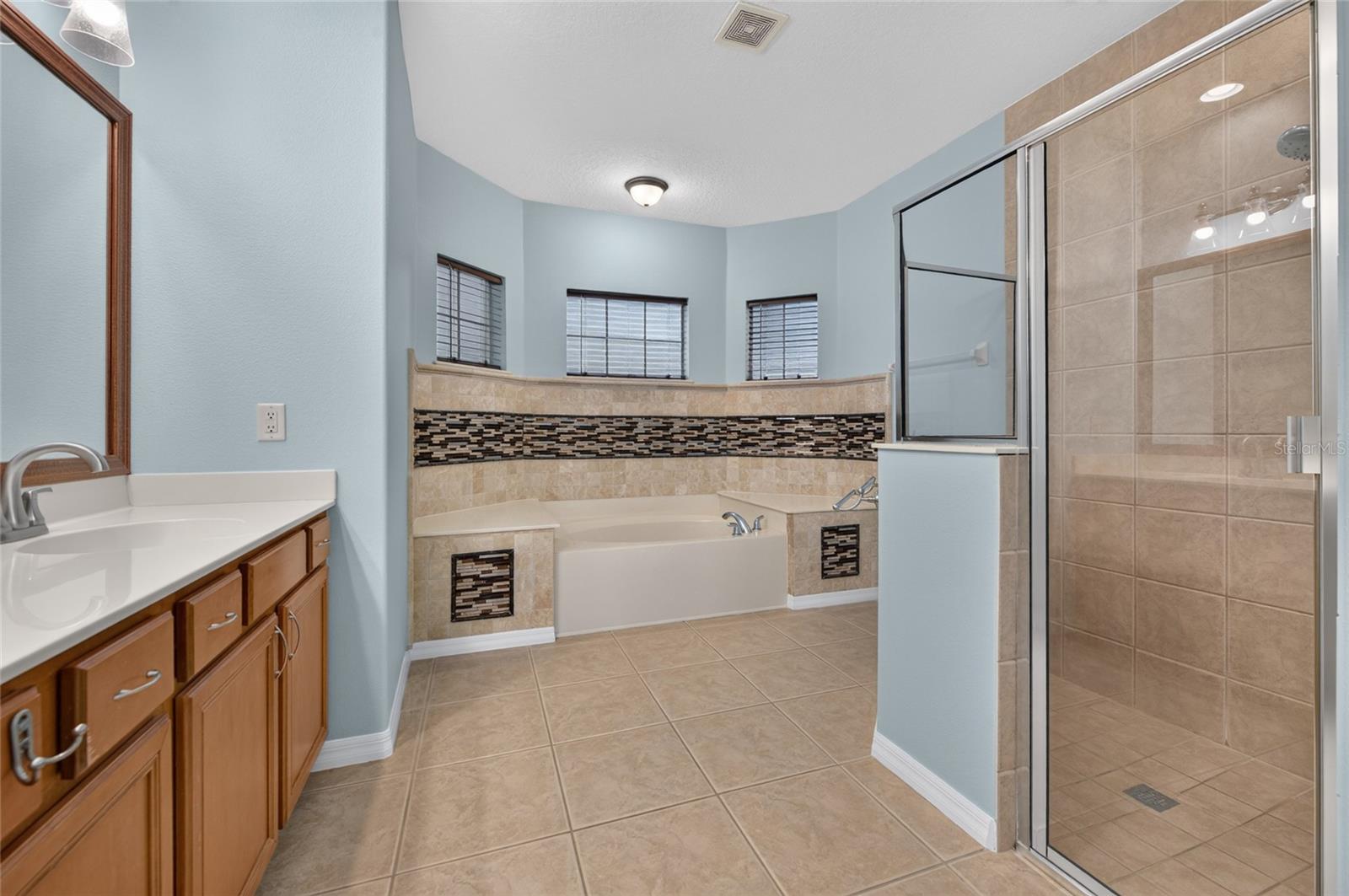 521 Venetian Villa Dr Property Photo 21
