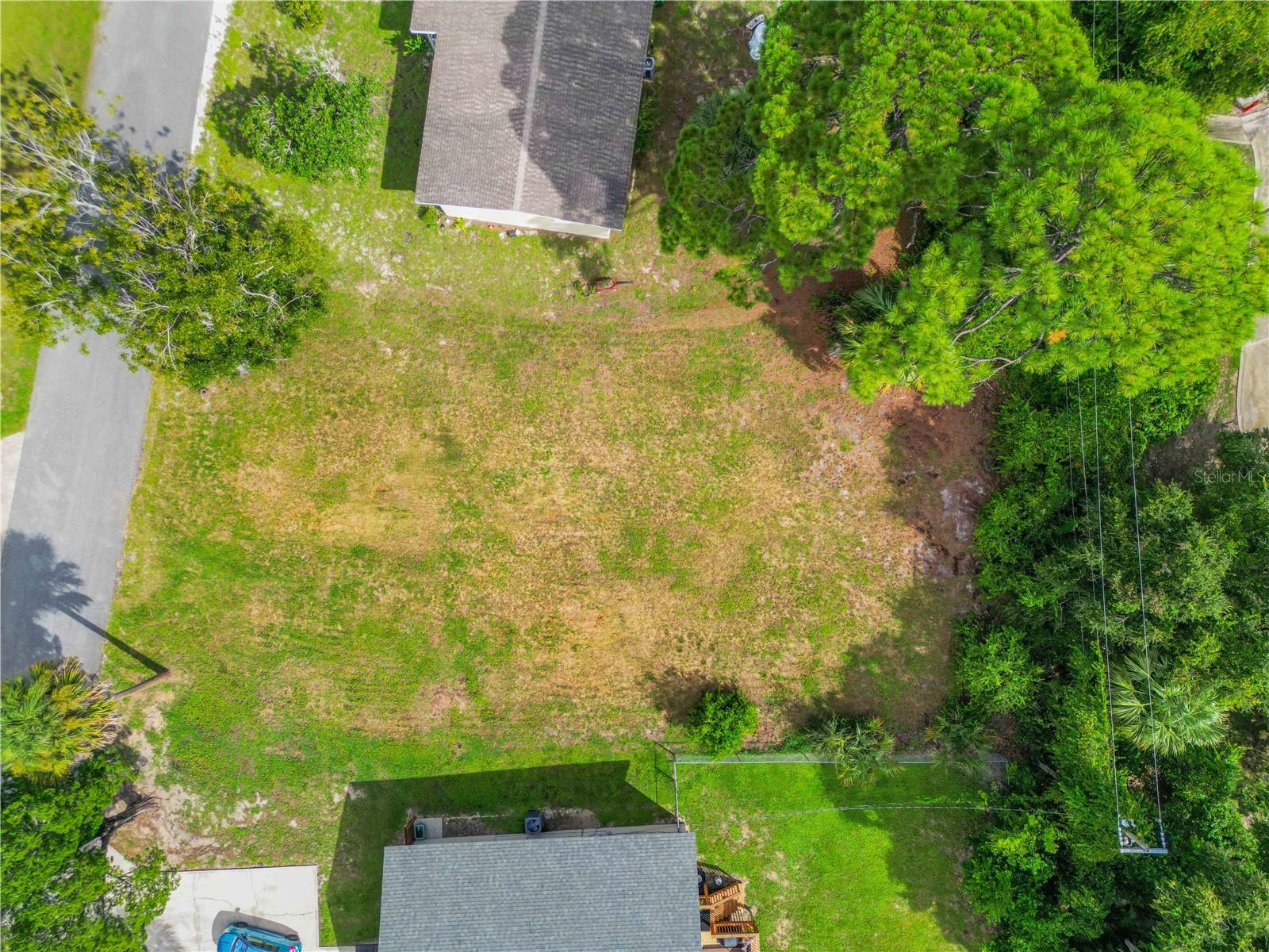 1715 Edgewater Dr Property Photo 8