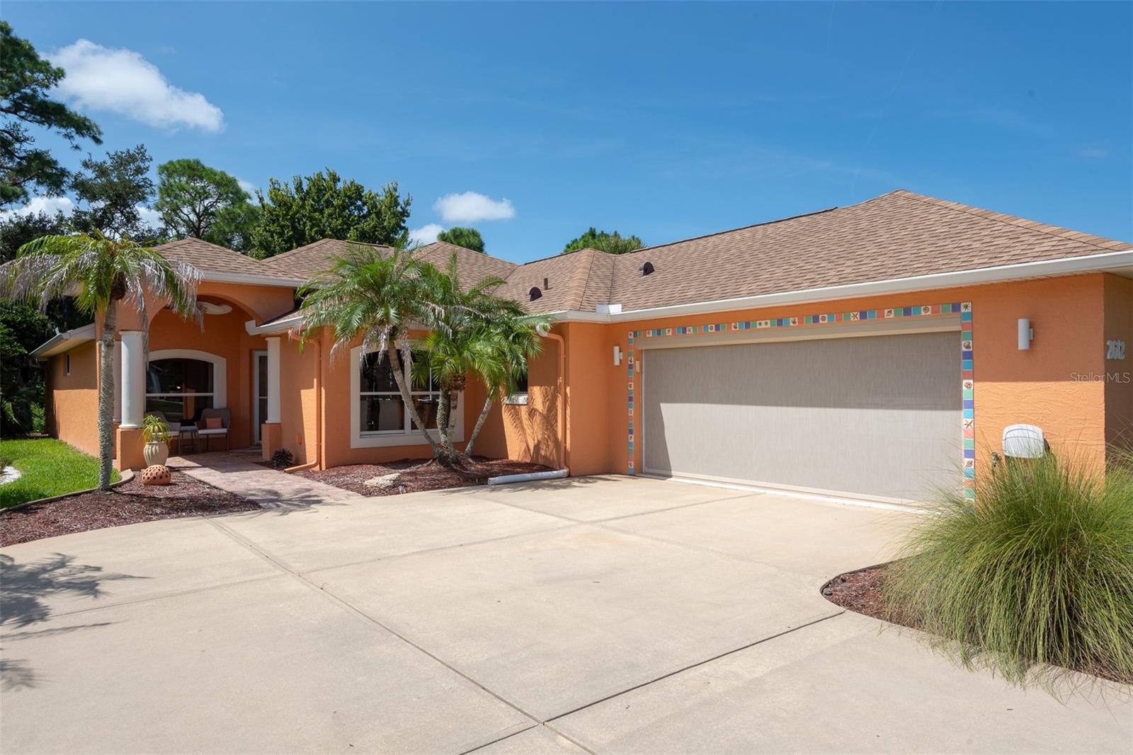 2612 Turnbull Estates Dr Property Photo 2