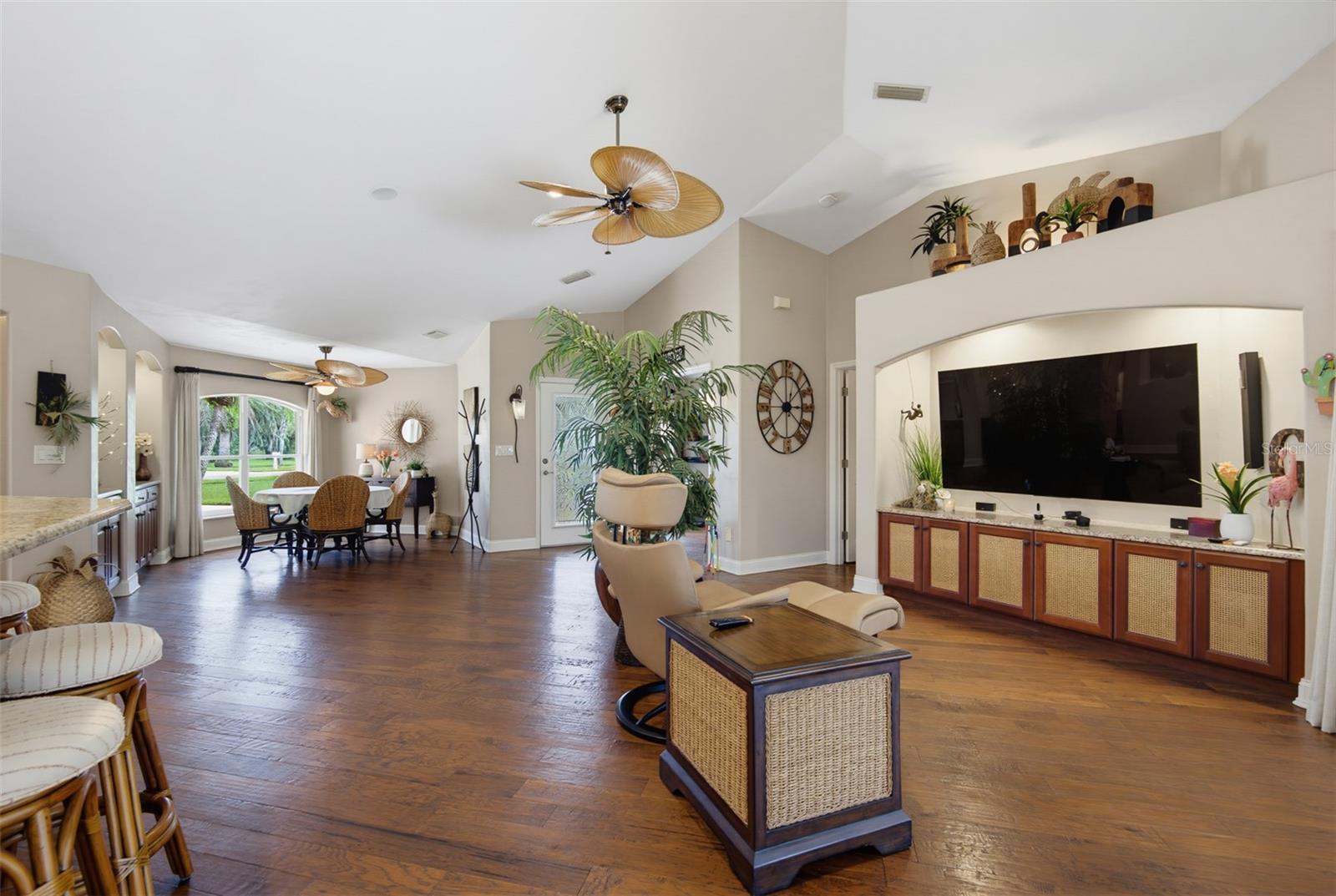 2612 Turnbull Estates Dr Property Photo 17