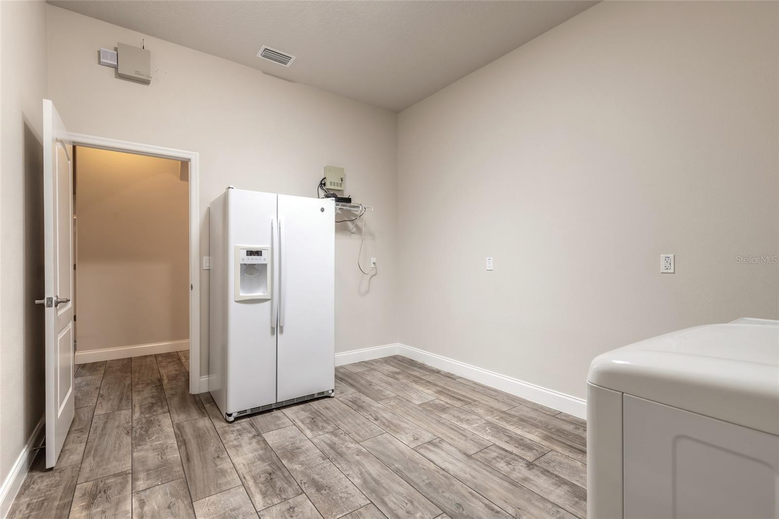 3466 Tesoro Cir Property Photo 43