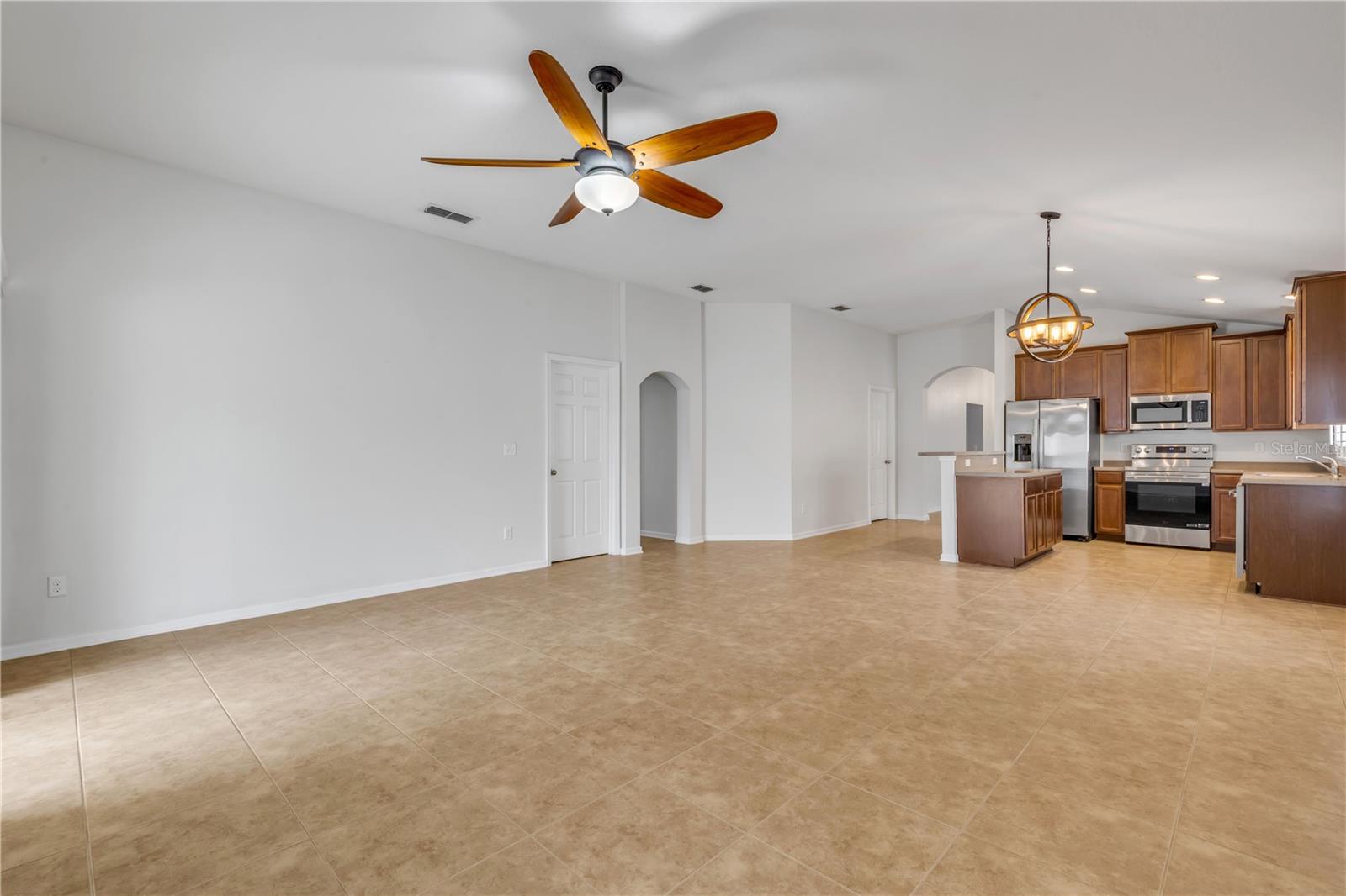 3450 Velona Ave Property Photo 15