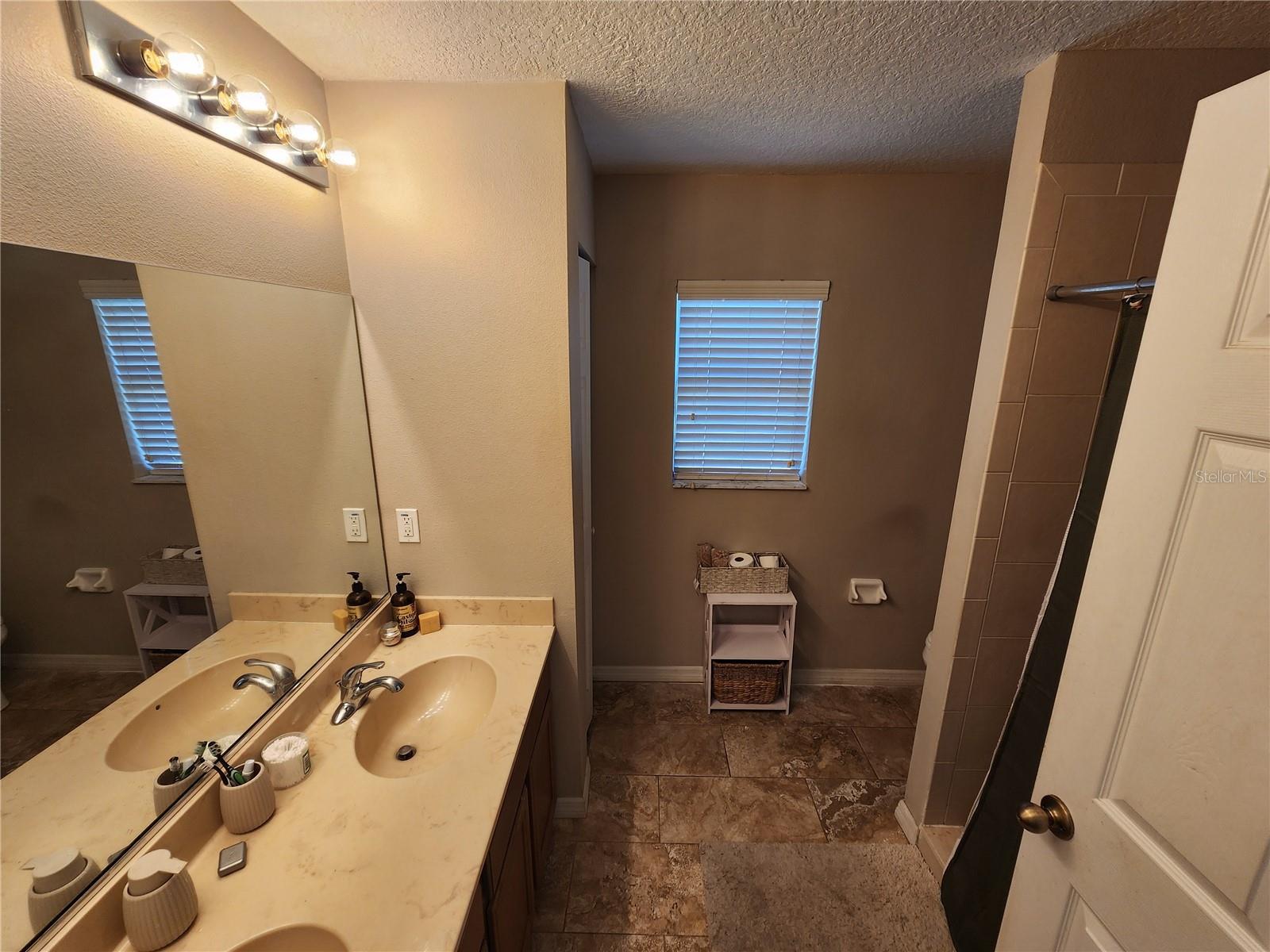 408 Northstar Ln Property Photo 16