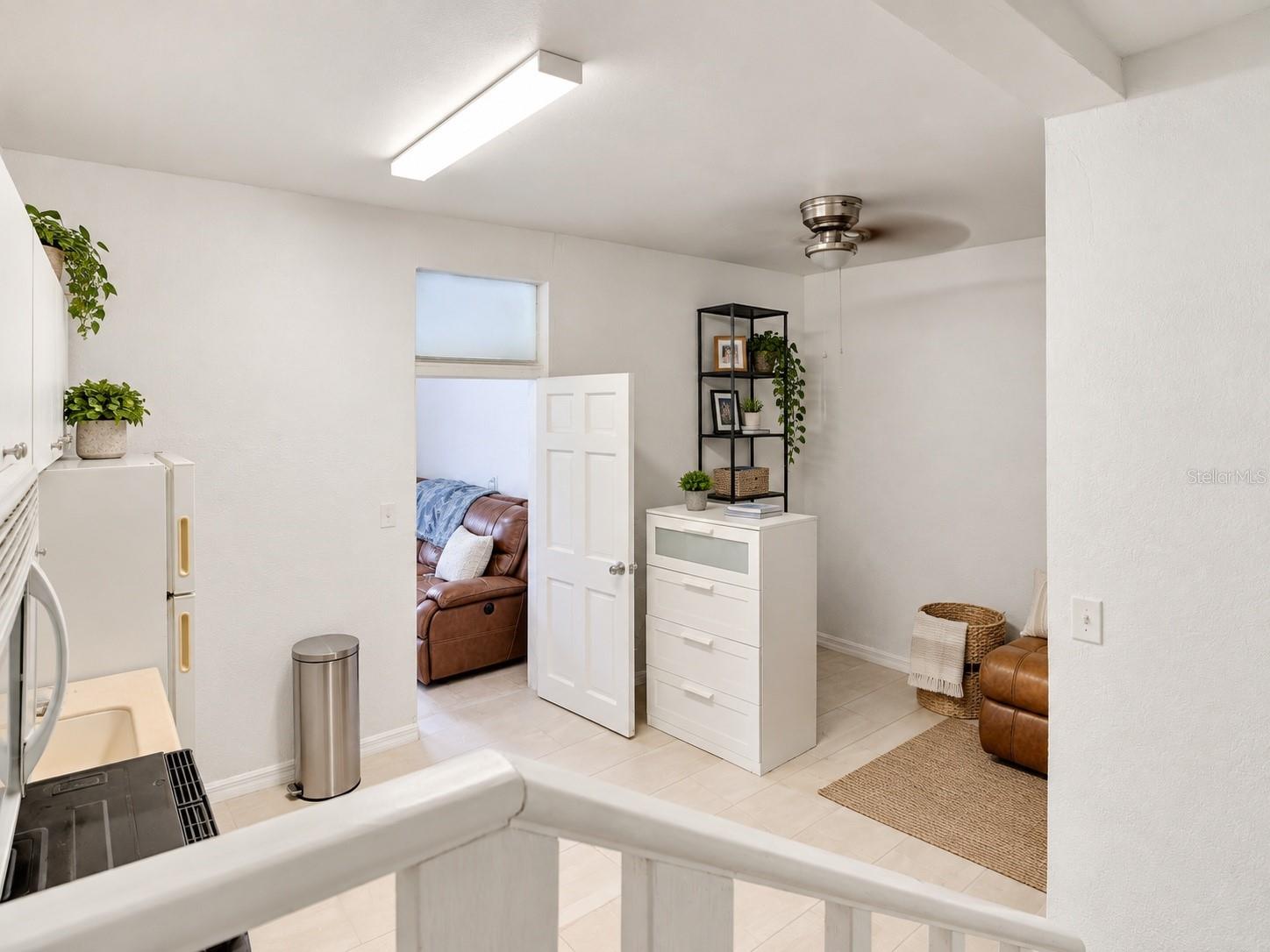 1800 James St Property Photo 31