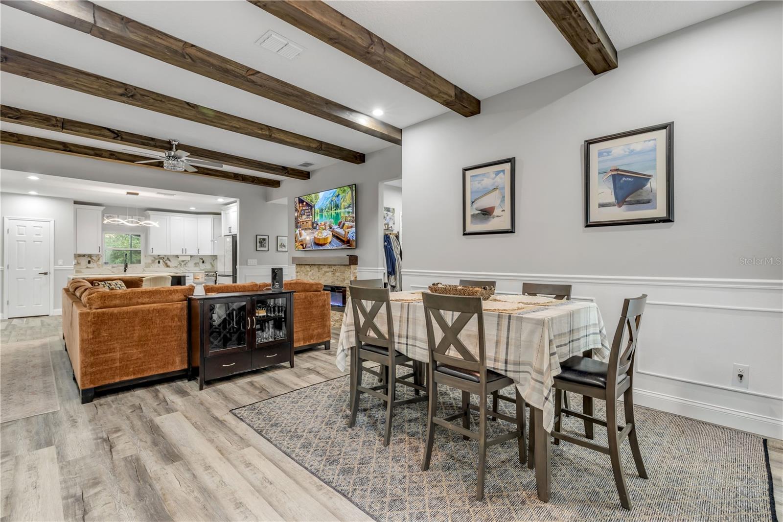 925 11th Ave Property Photo 10