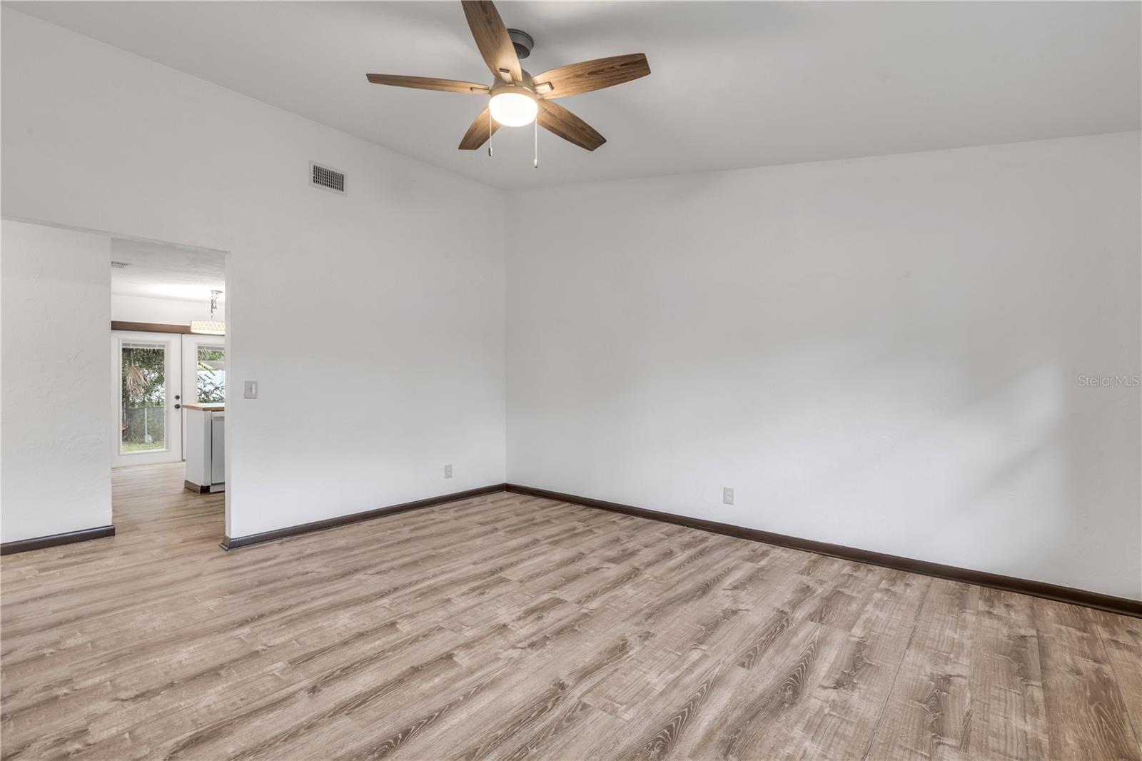 2948 India Palm Dr Property Photo 6