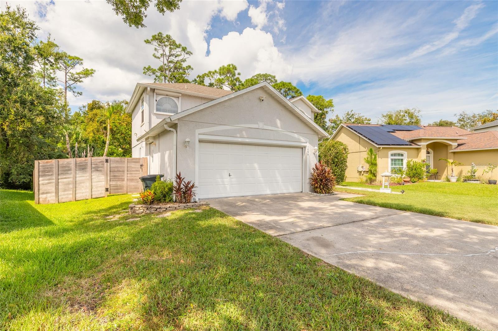1095 Horizon View Blvd Property Photo 2
