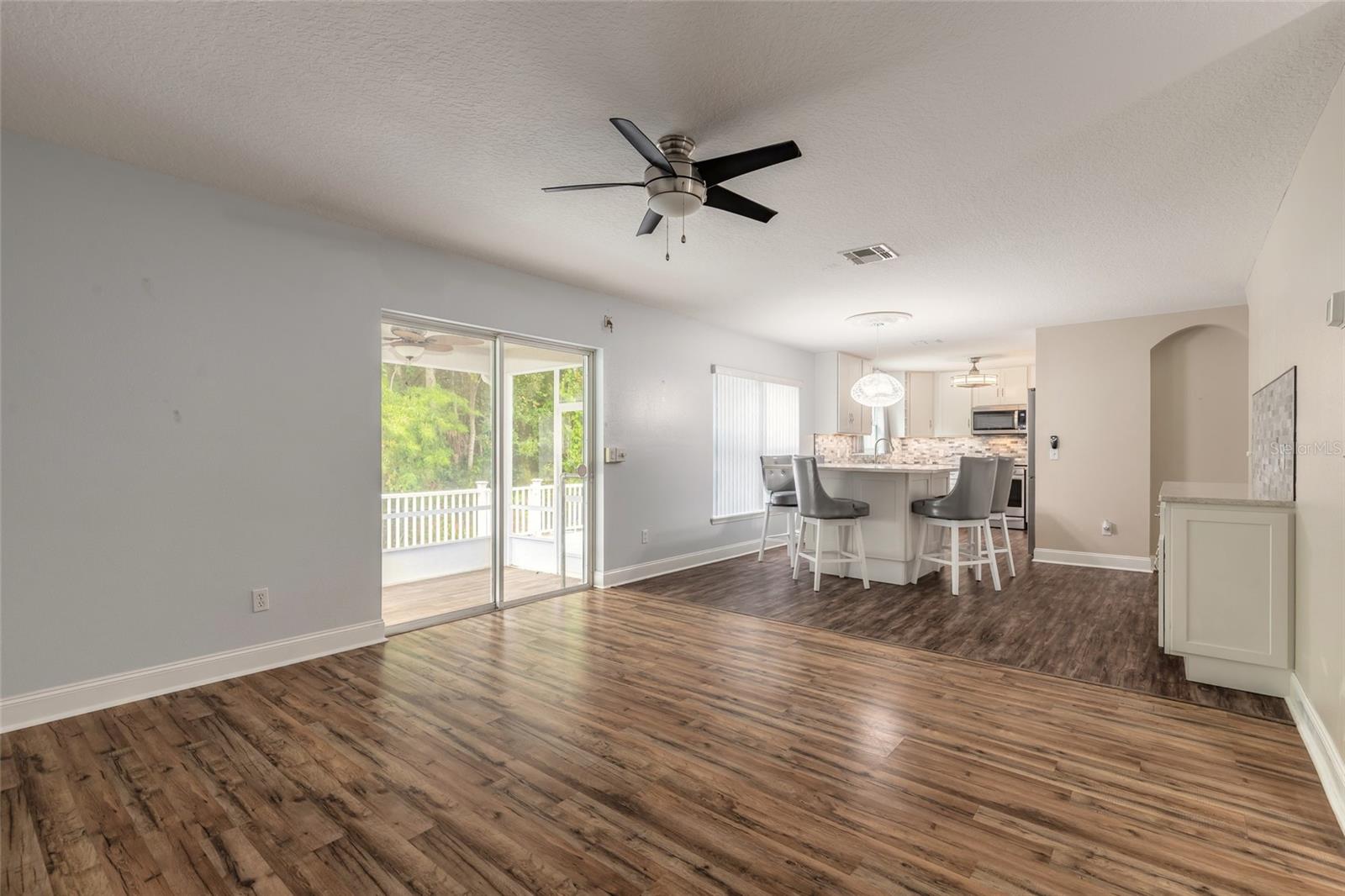 1095 Horizon View Blvd Property Photo 12