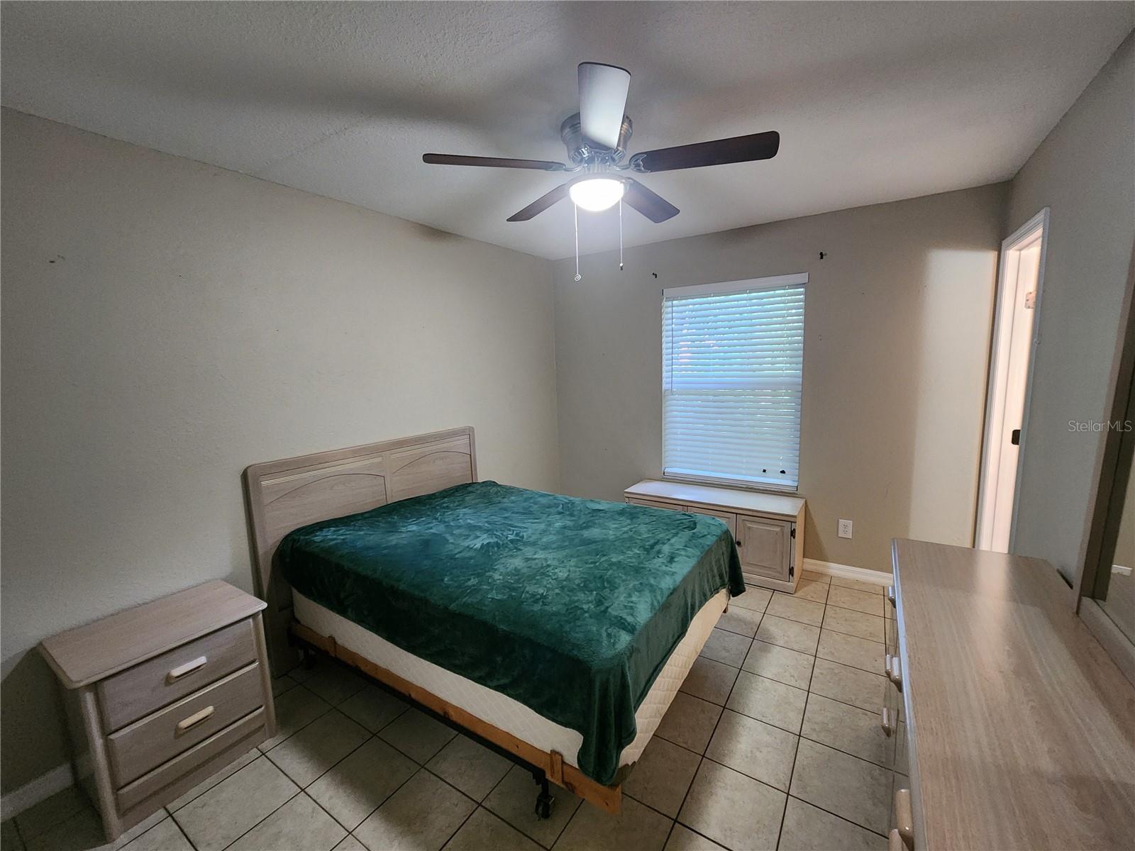240 Newcomb St Property Photo 16