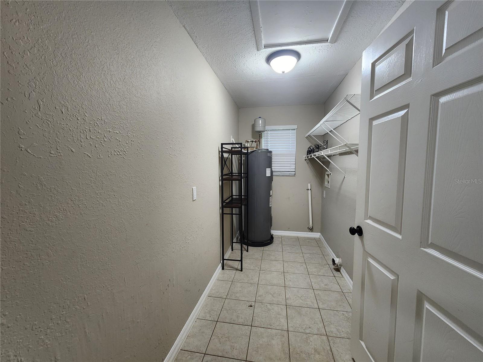 240 Newcomb St Property Photo 23