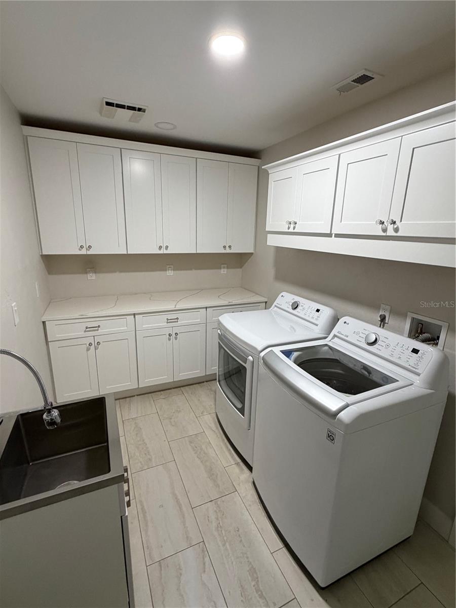 209 Bromely Cir Property Photo 30