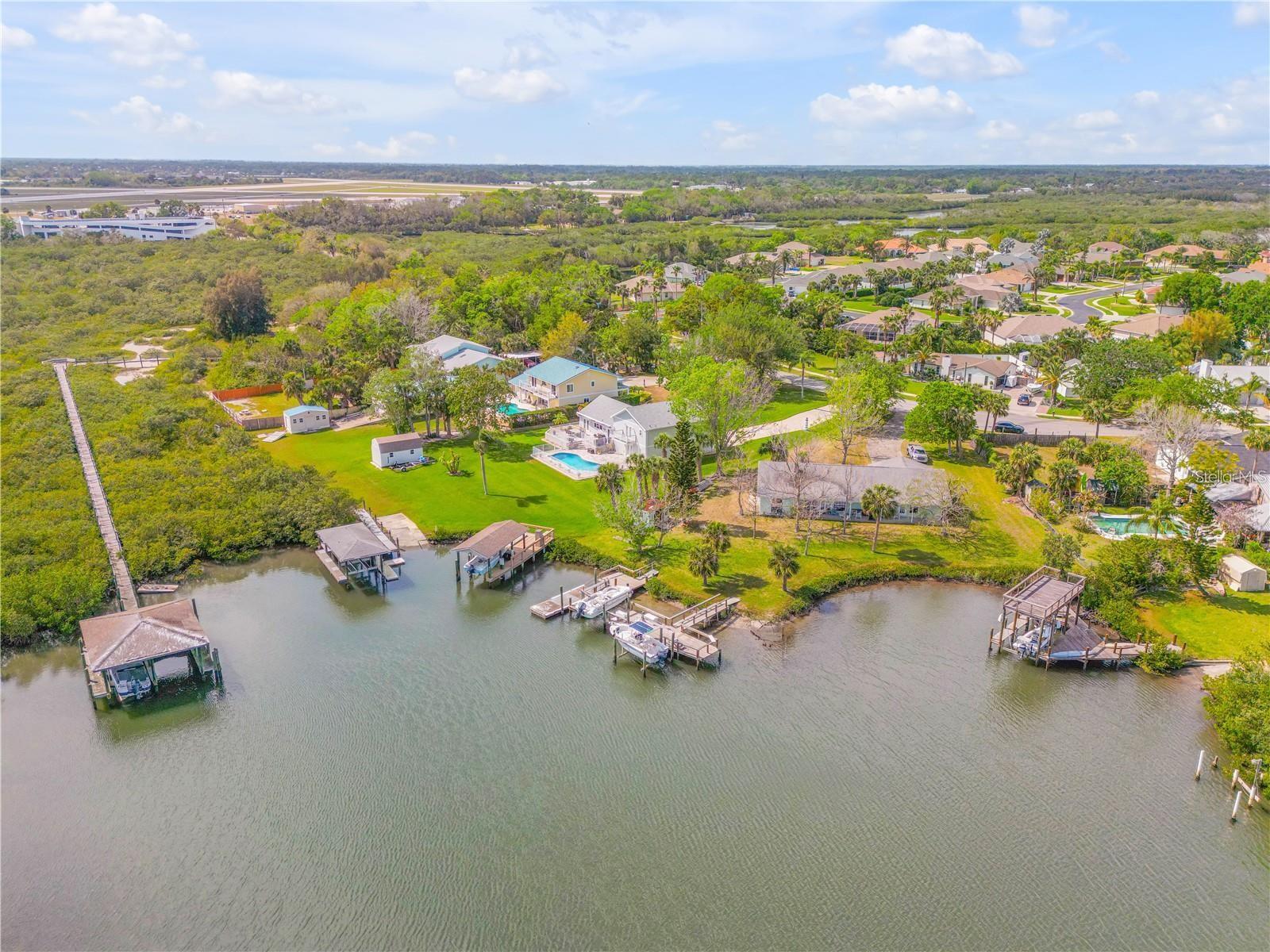 209 Inlet Shores Dr Property Photo 6