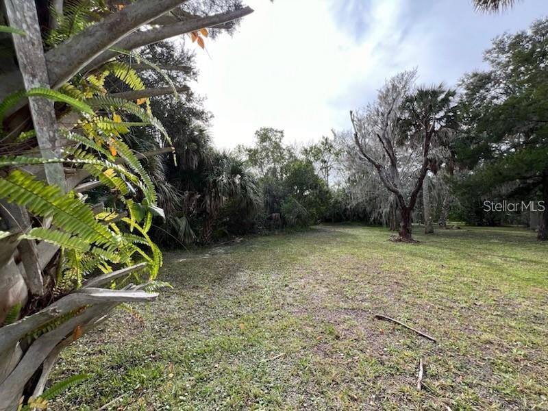 209 Inlet Shores Dr Property Photo 9