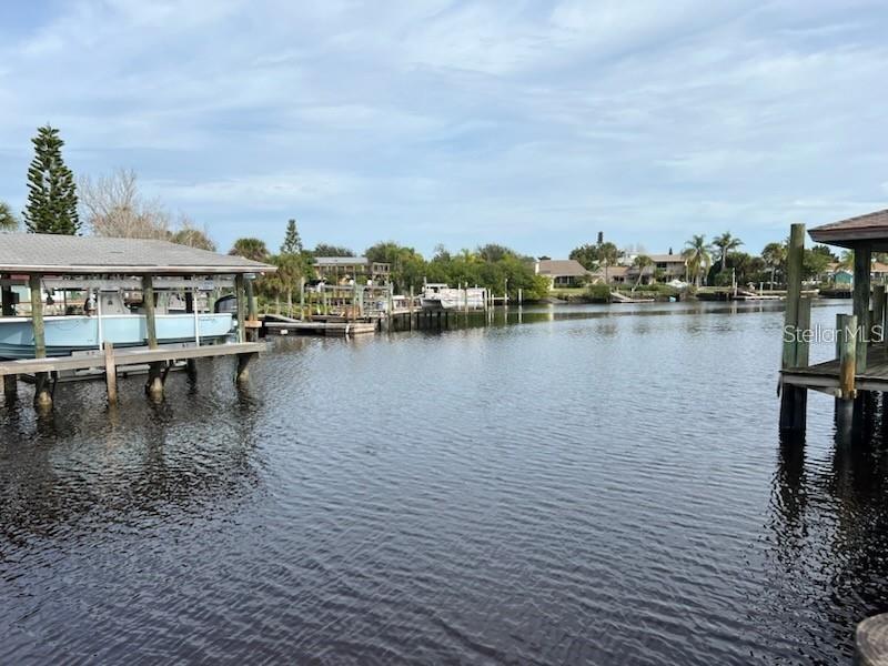209 Inlet Shores Dr Property Photo 10