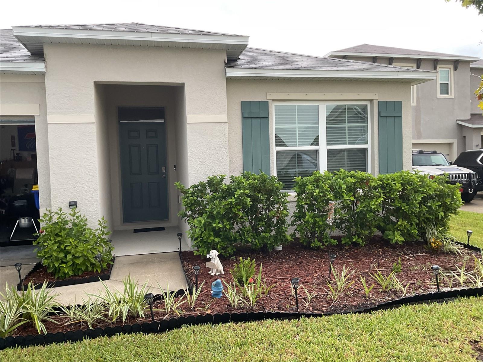 305 SUNSET VIEW DR Property Photo 1
