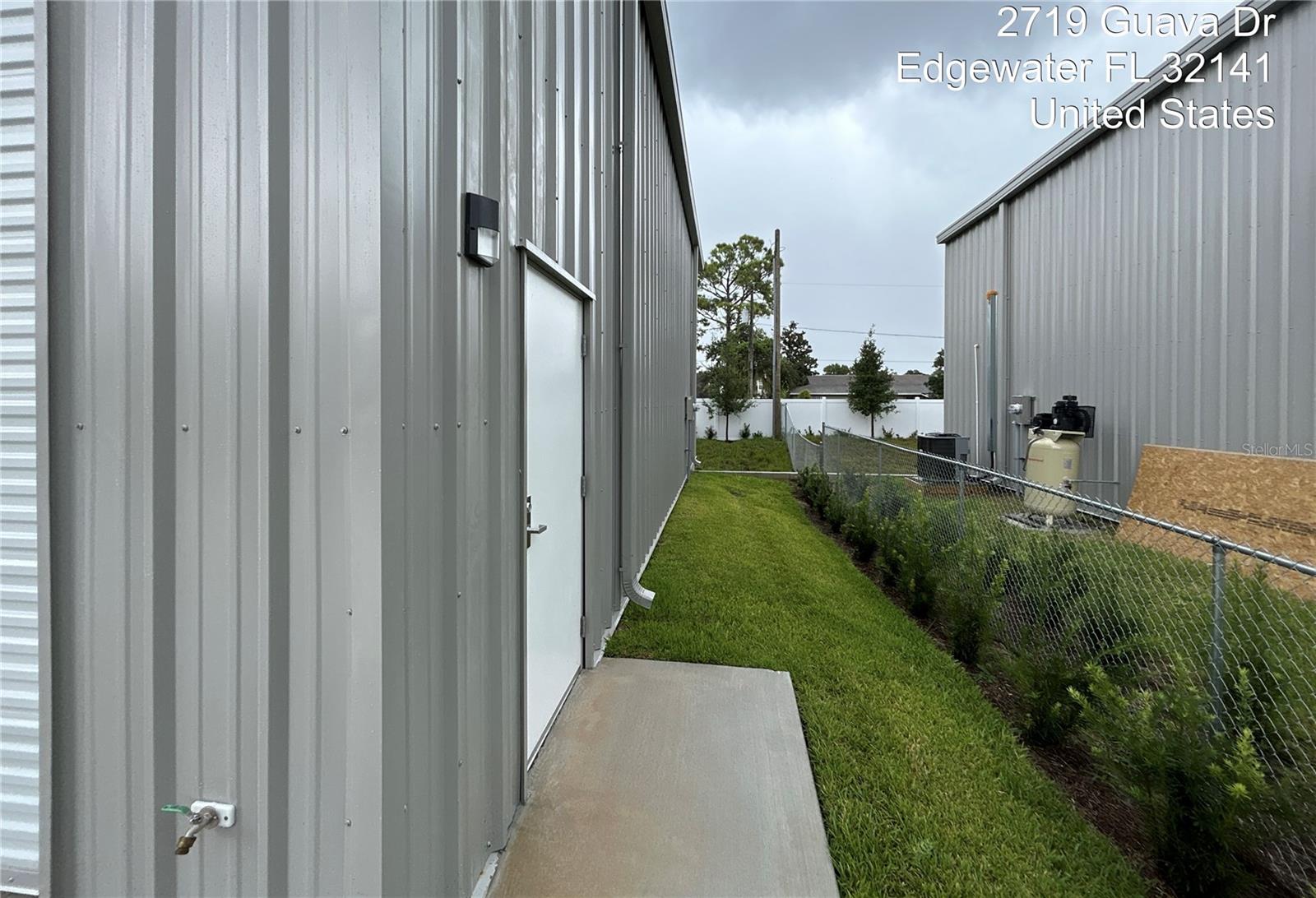 2719 Guava Dr Property Photo 11
