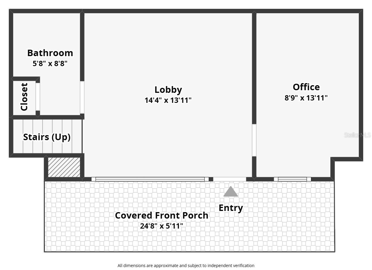 111 Live Oak St Property Photo 2