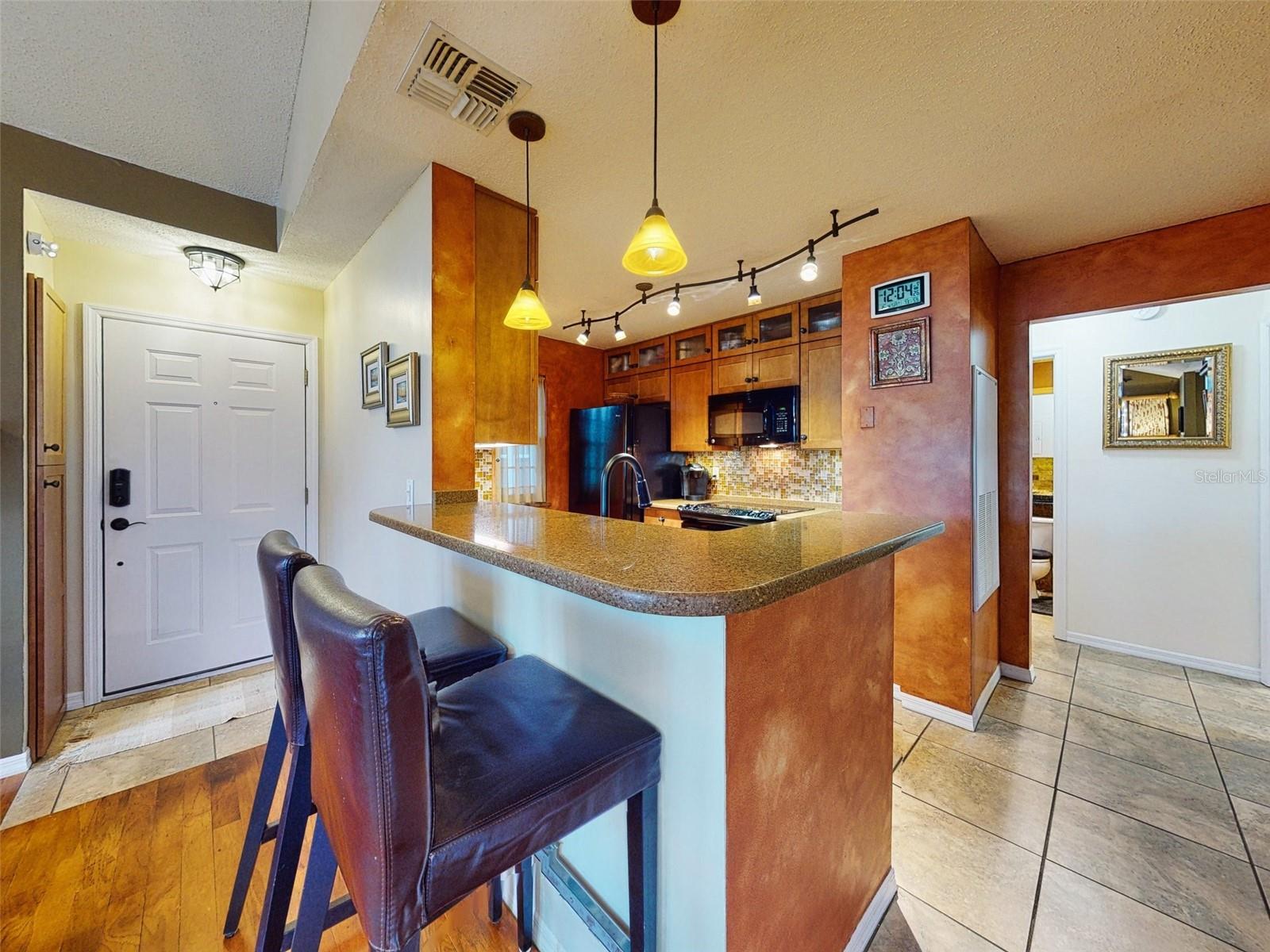 867 Windover Ct #550 Property Photo 1