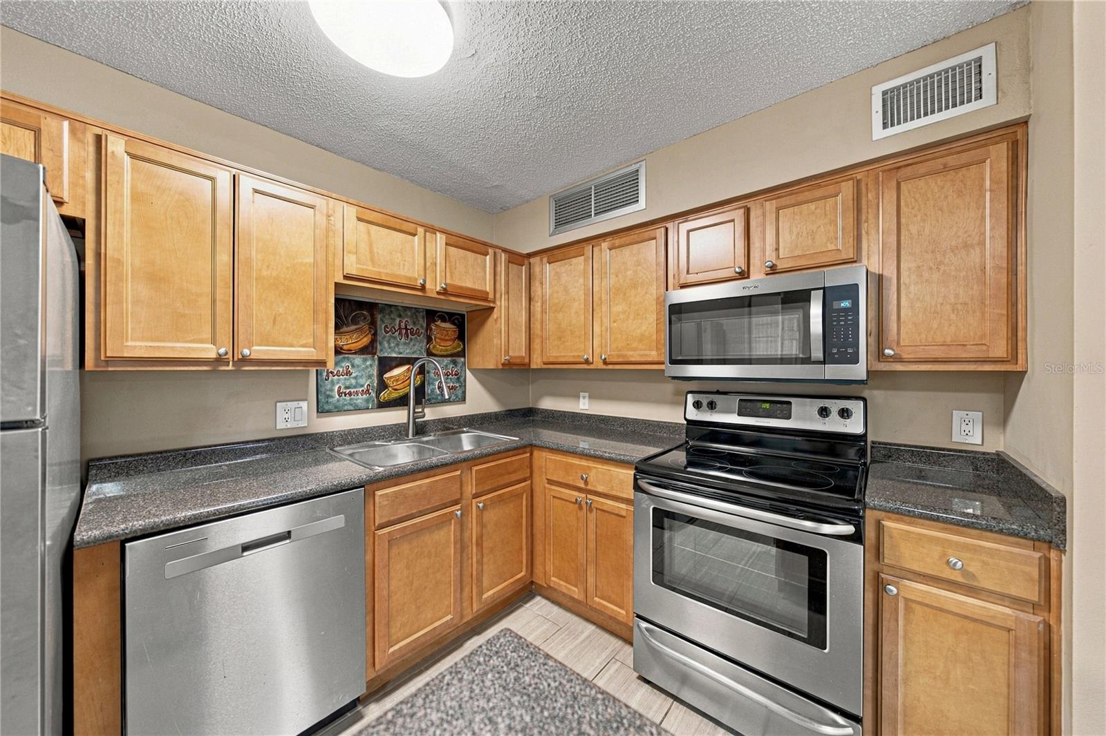 485 Forestway Cir #101 Property Photo 26