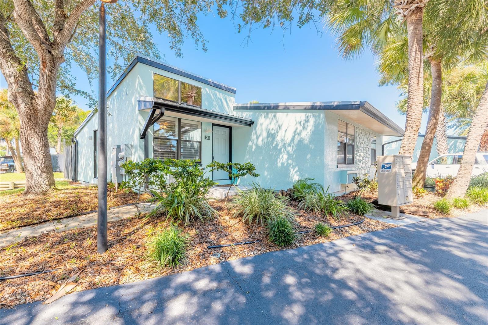 42 Jacaranda Cay Ct #42 Property Photo 1